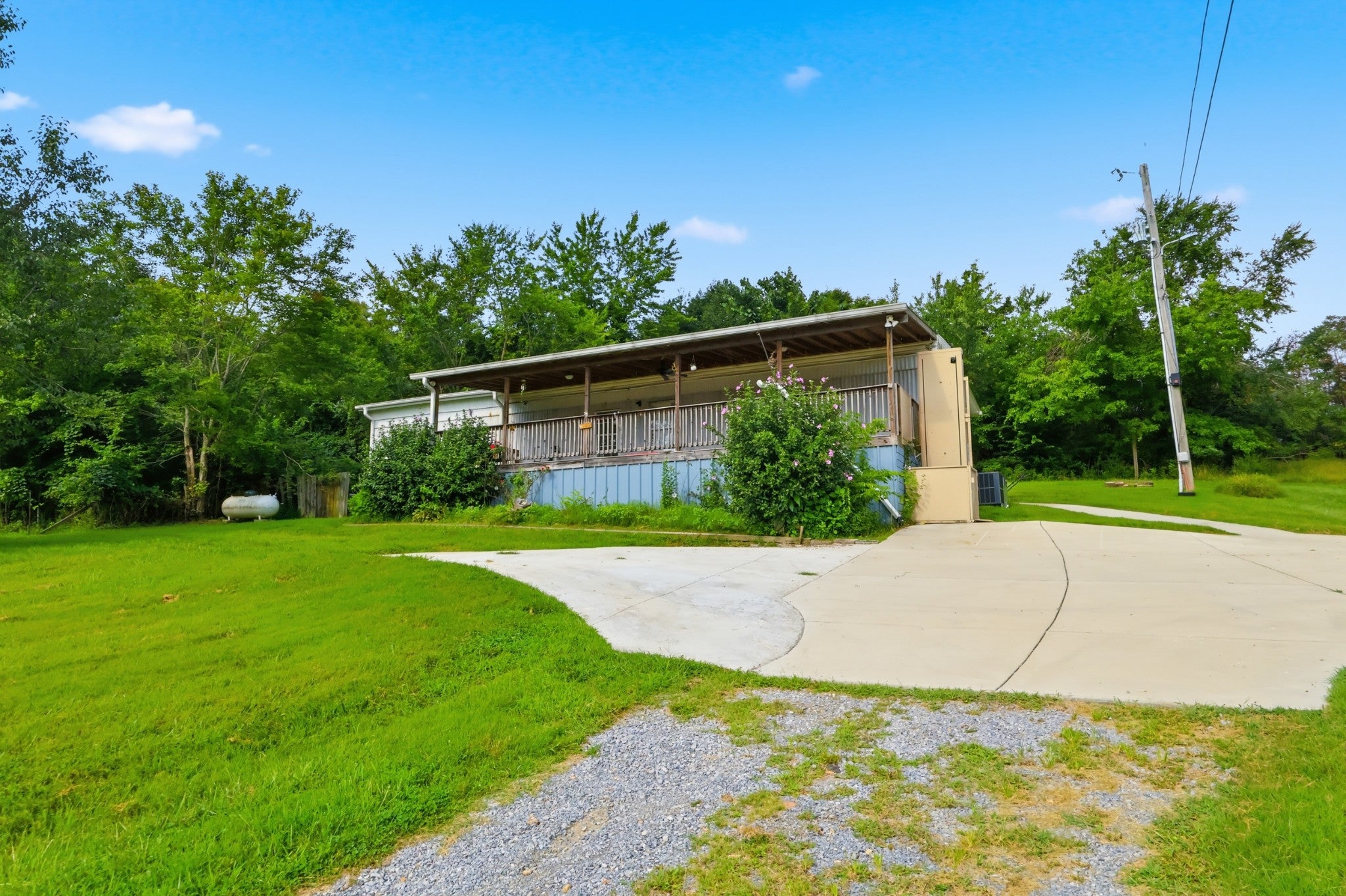 1236 Brandy Hollow Rd — photo
