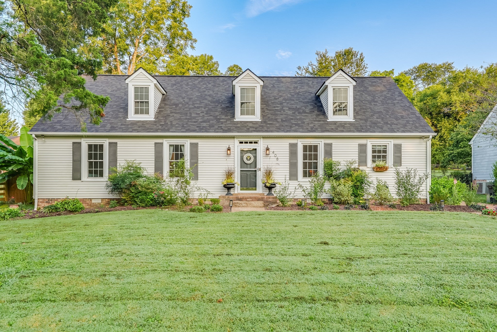 408 Cotton Ln — photo