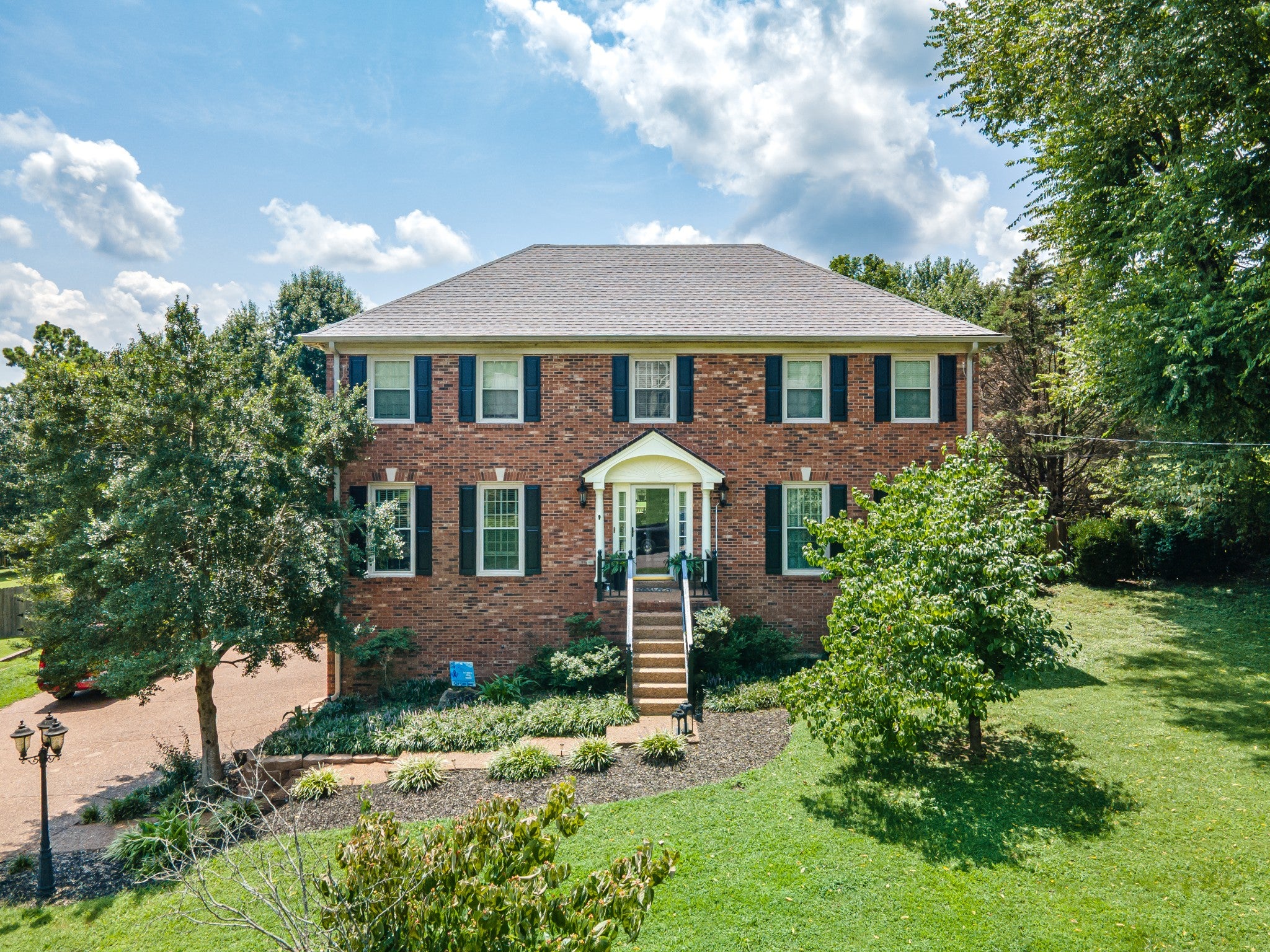 1503 Heritage Dr — photo