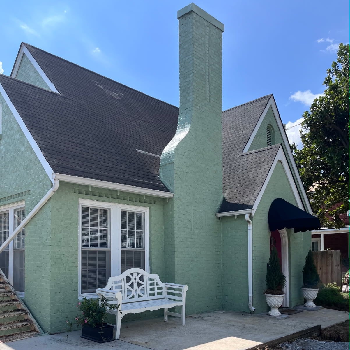 427 W Main St — photo