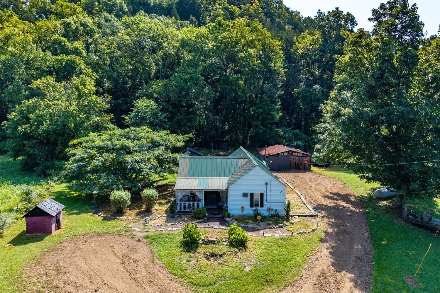 5360 Pond Creek Rd — photo