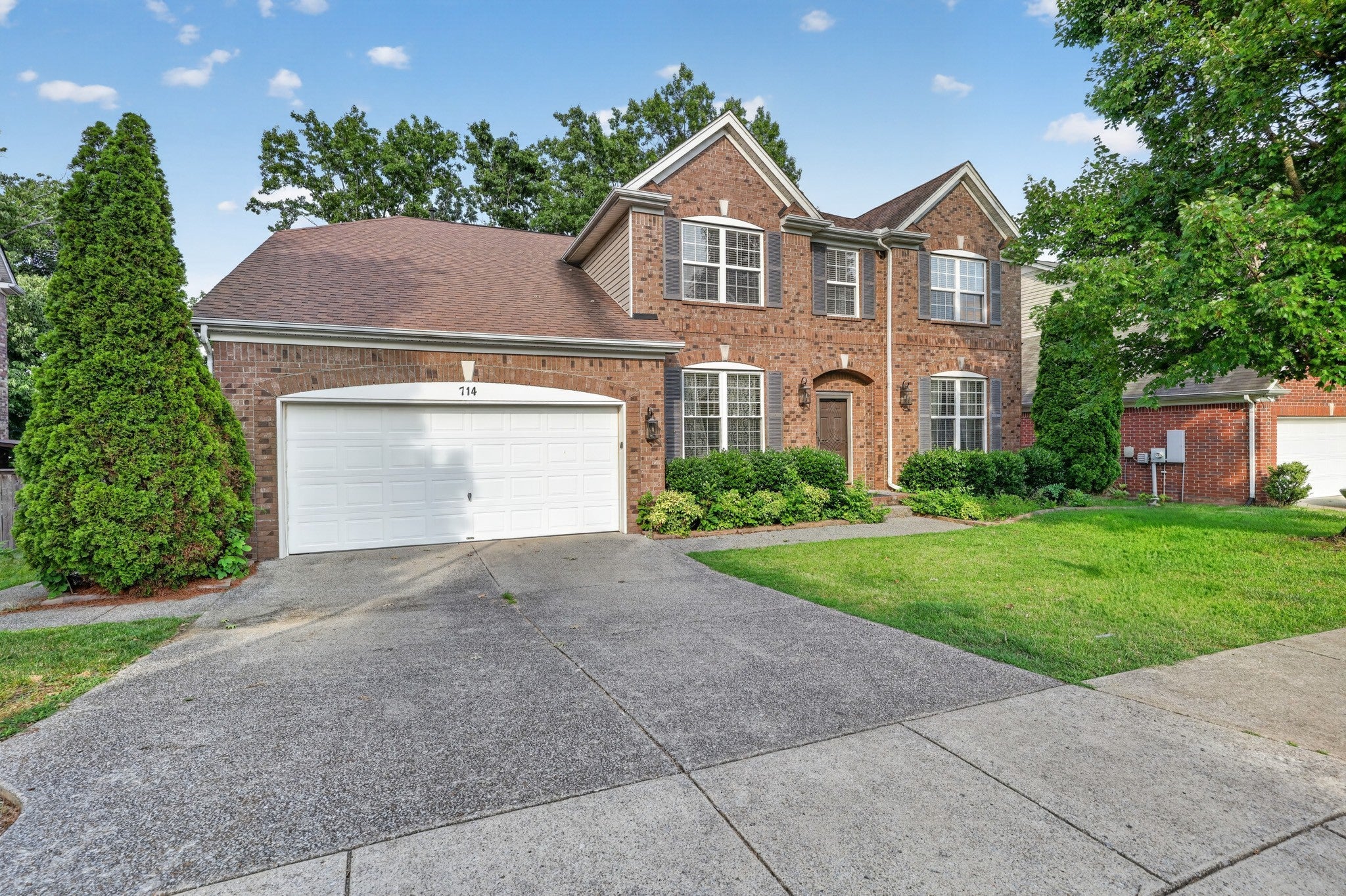 714 Crestmark Dr — photo