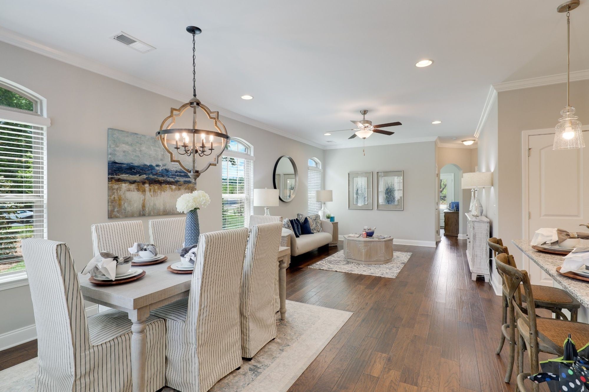 431 Carriage House Ln — photo
