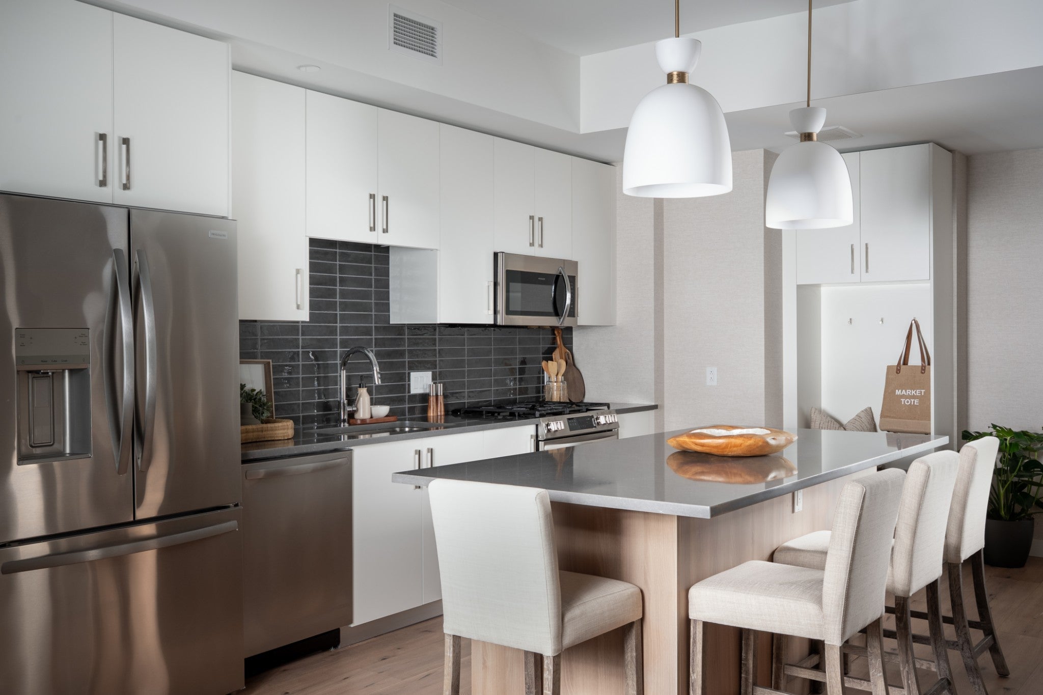1212 Demonbreun St a11 — photo