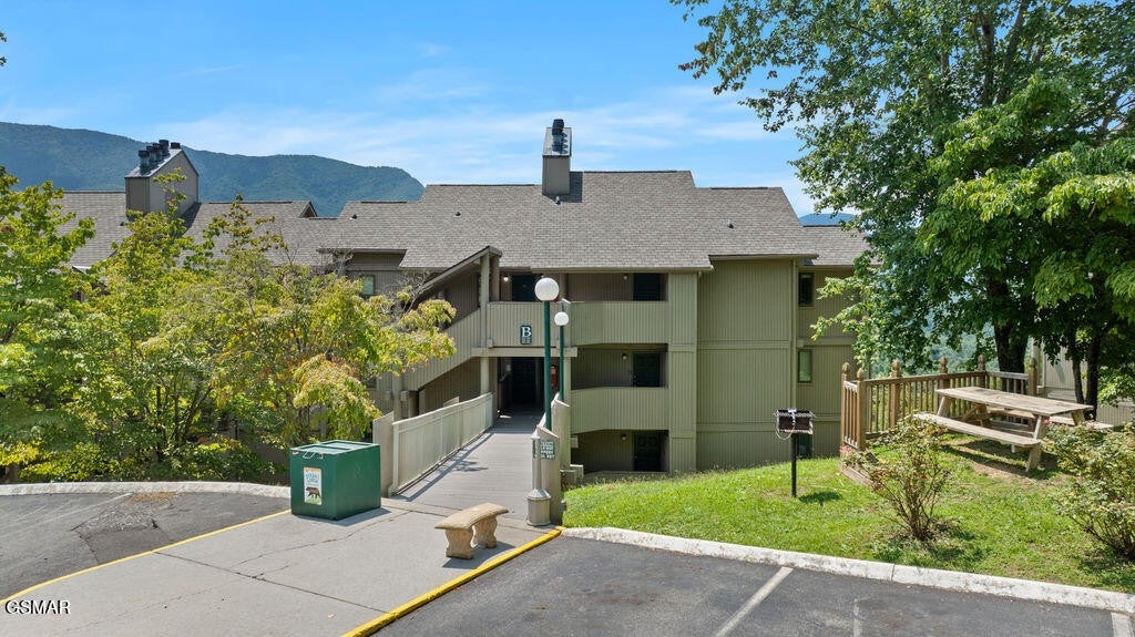 3710 Weber Road Unit 304-B — photo