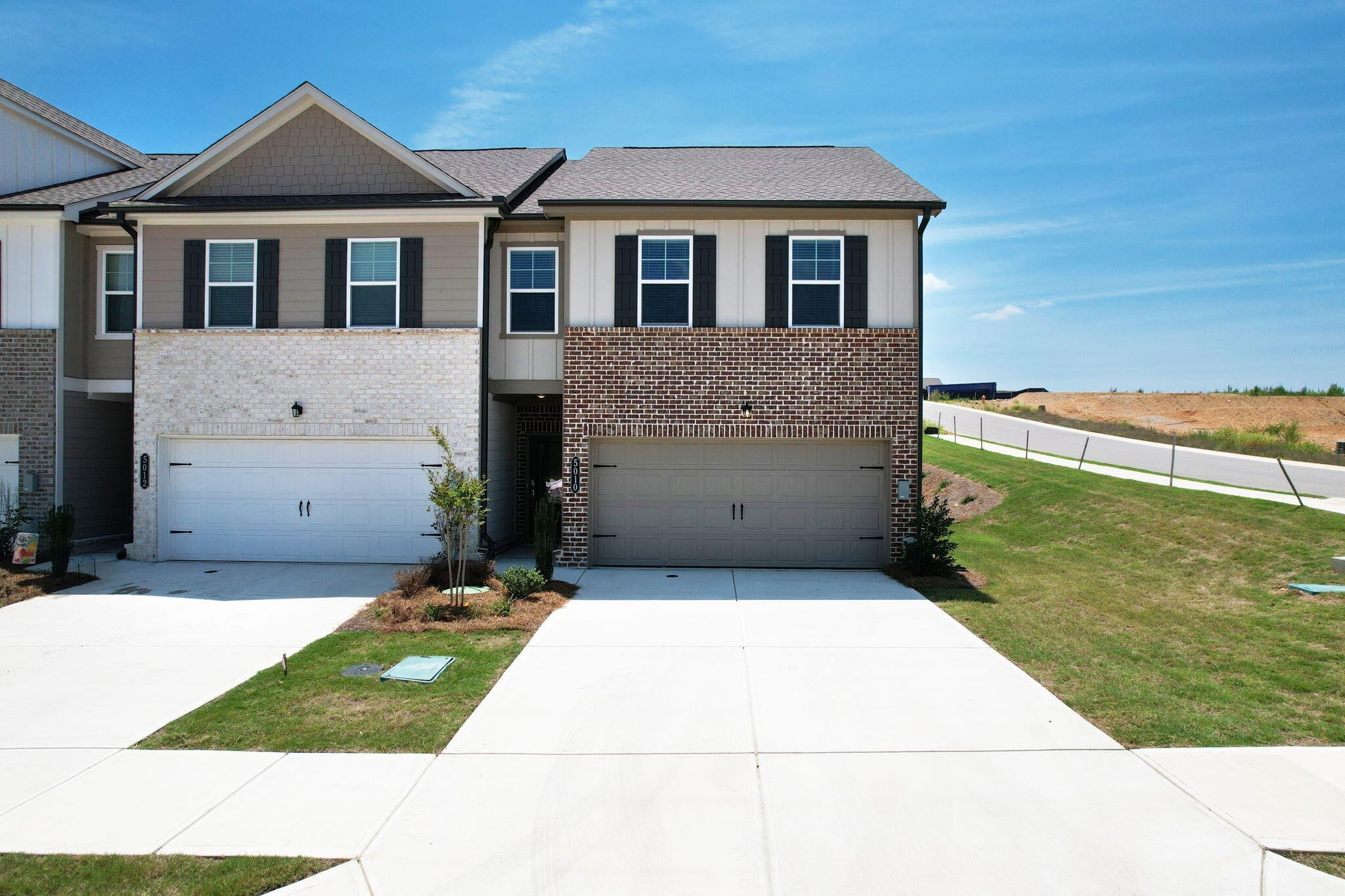 5010 Highwood Drive — photo