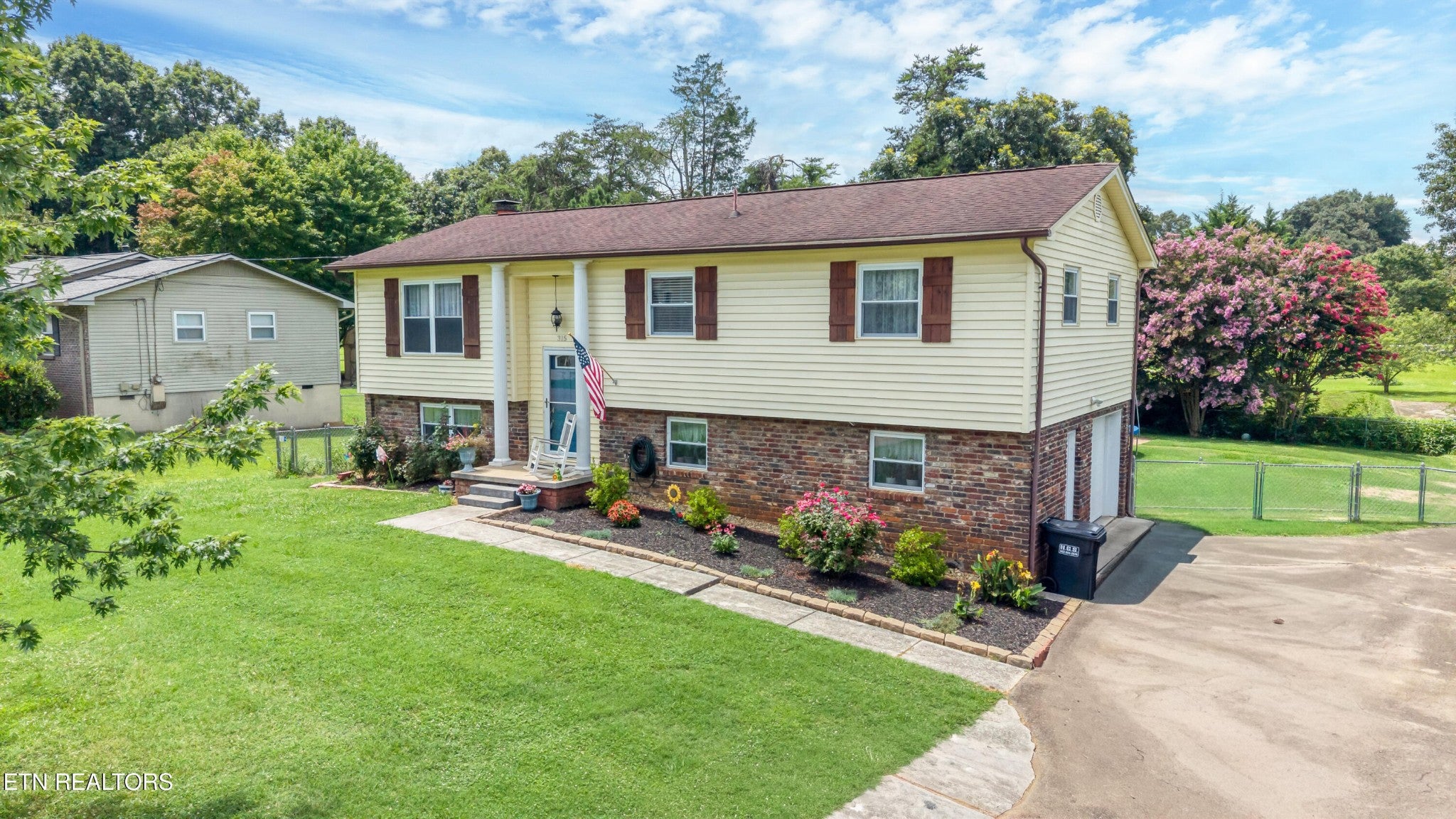 315 Arbor Drive — photo