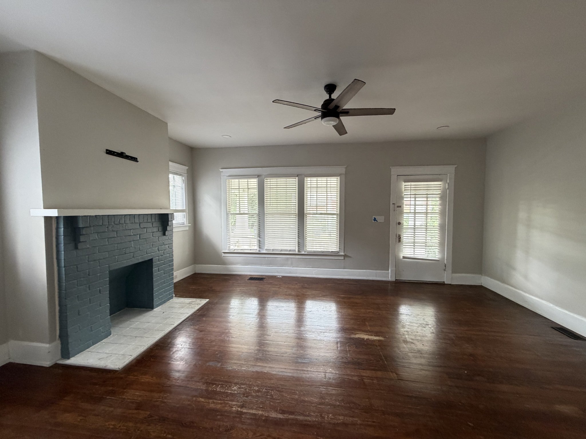 1018 N Maple St — photo