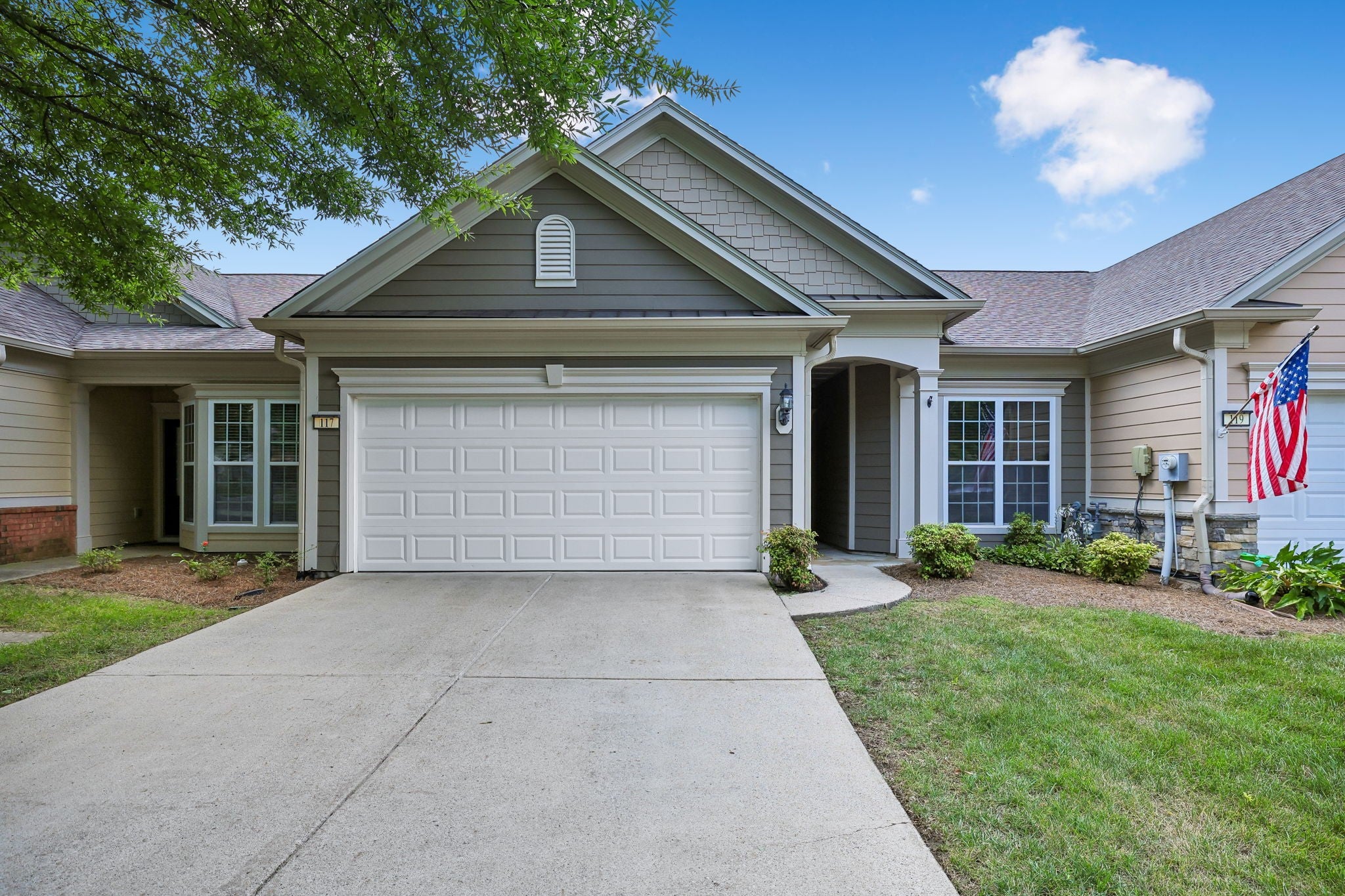 117 Old Towne Dr — photo