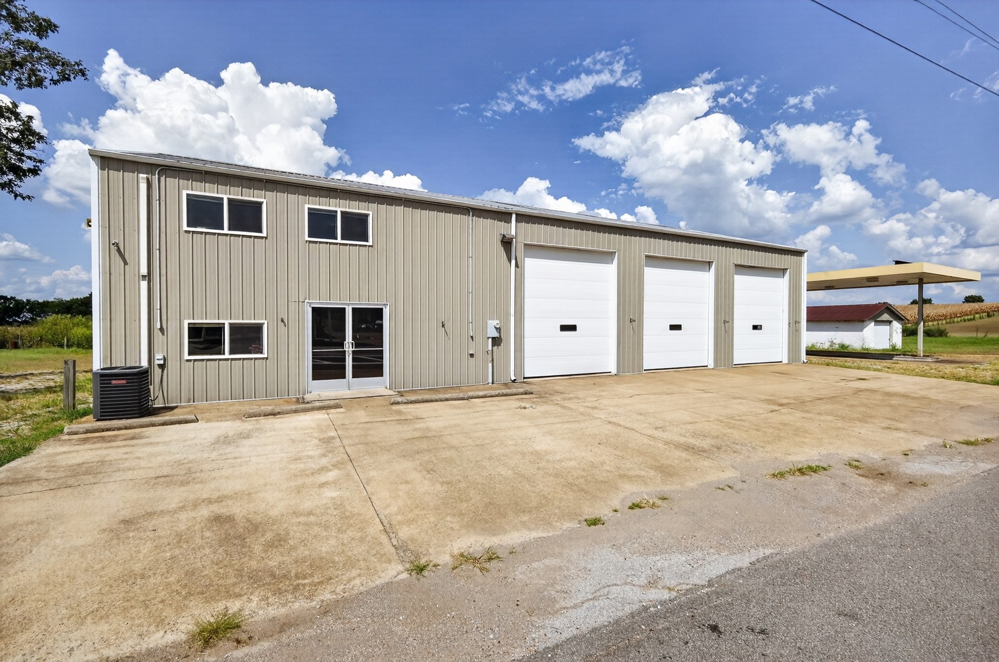 519 Turnpike Rd — photo
