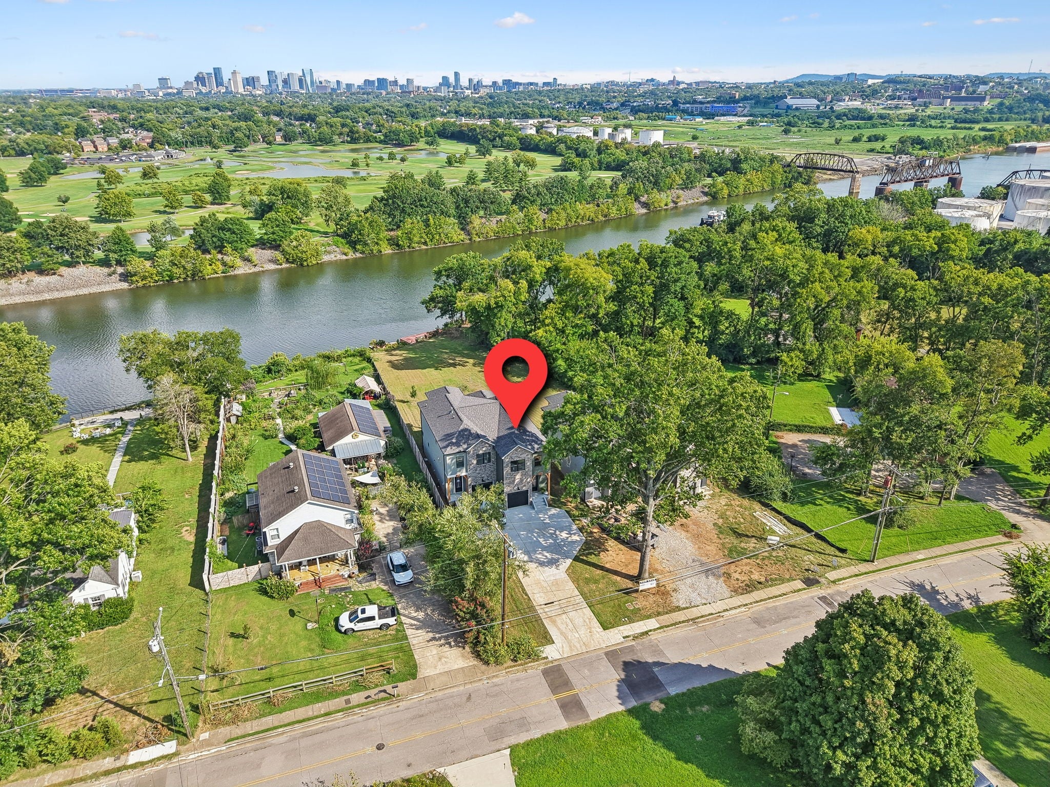 1714A River Dr — photo