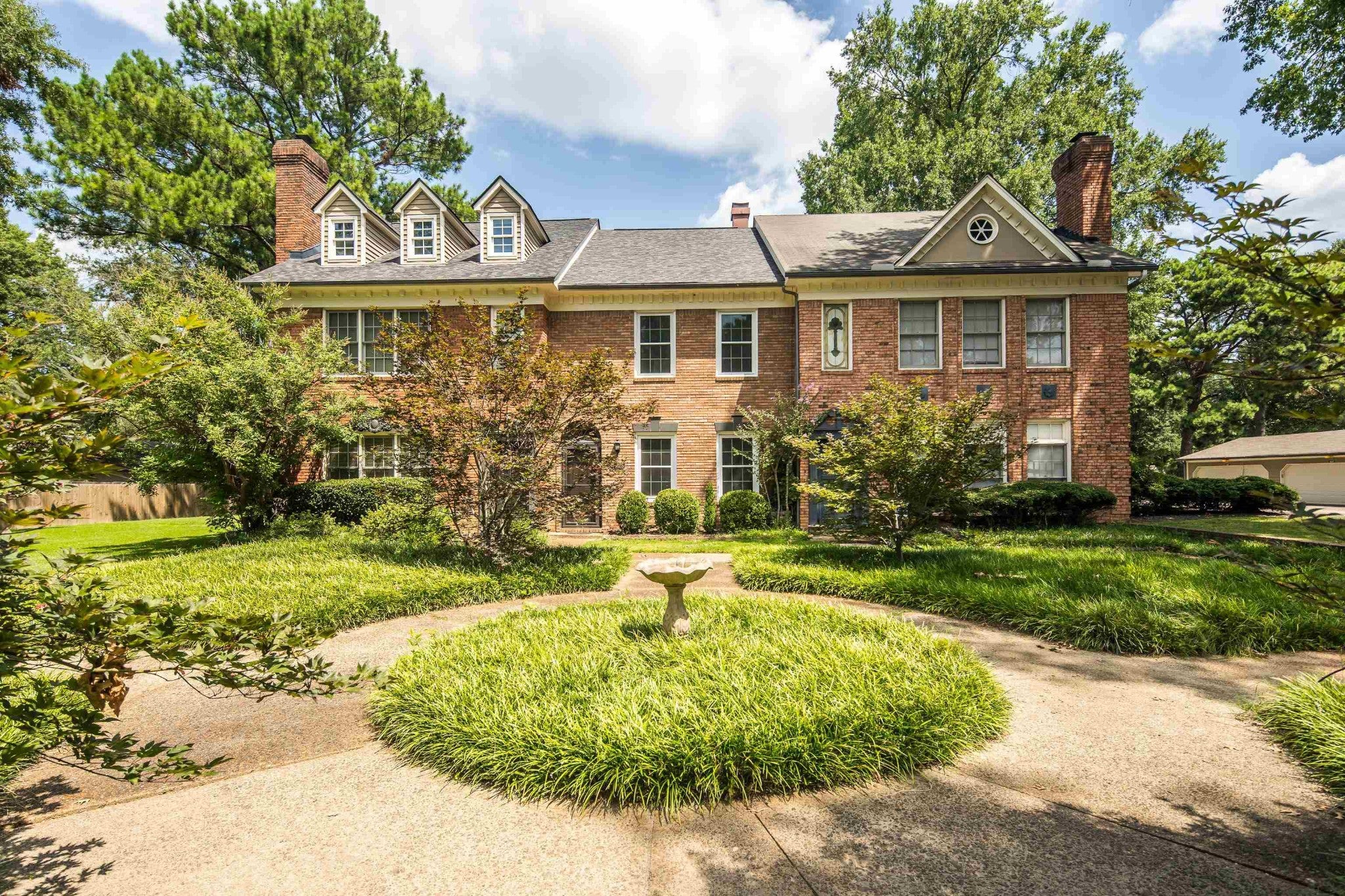 1635 Kimbrough Park Pl 1635 — photo
