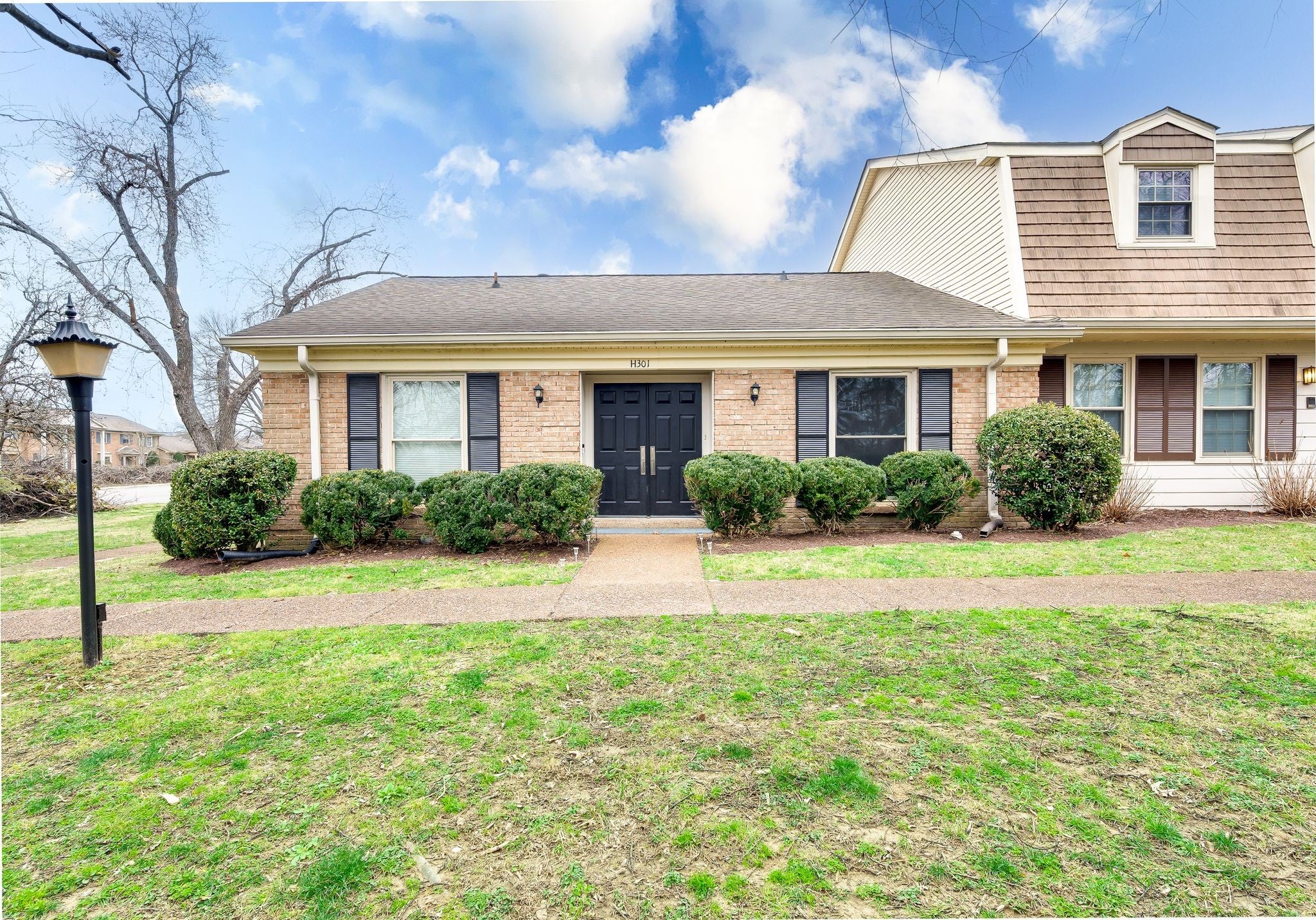 8300 Sawyer Brown Rd H301 — photo