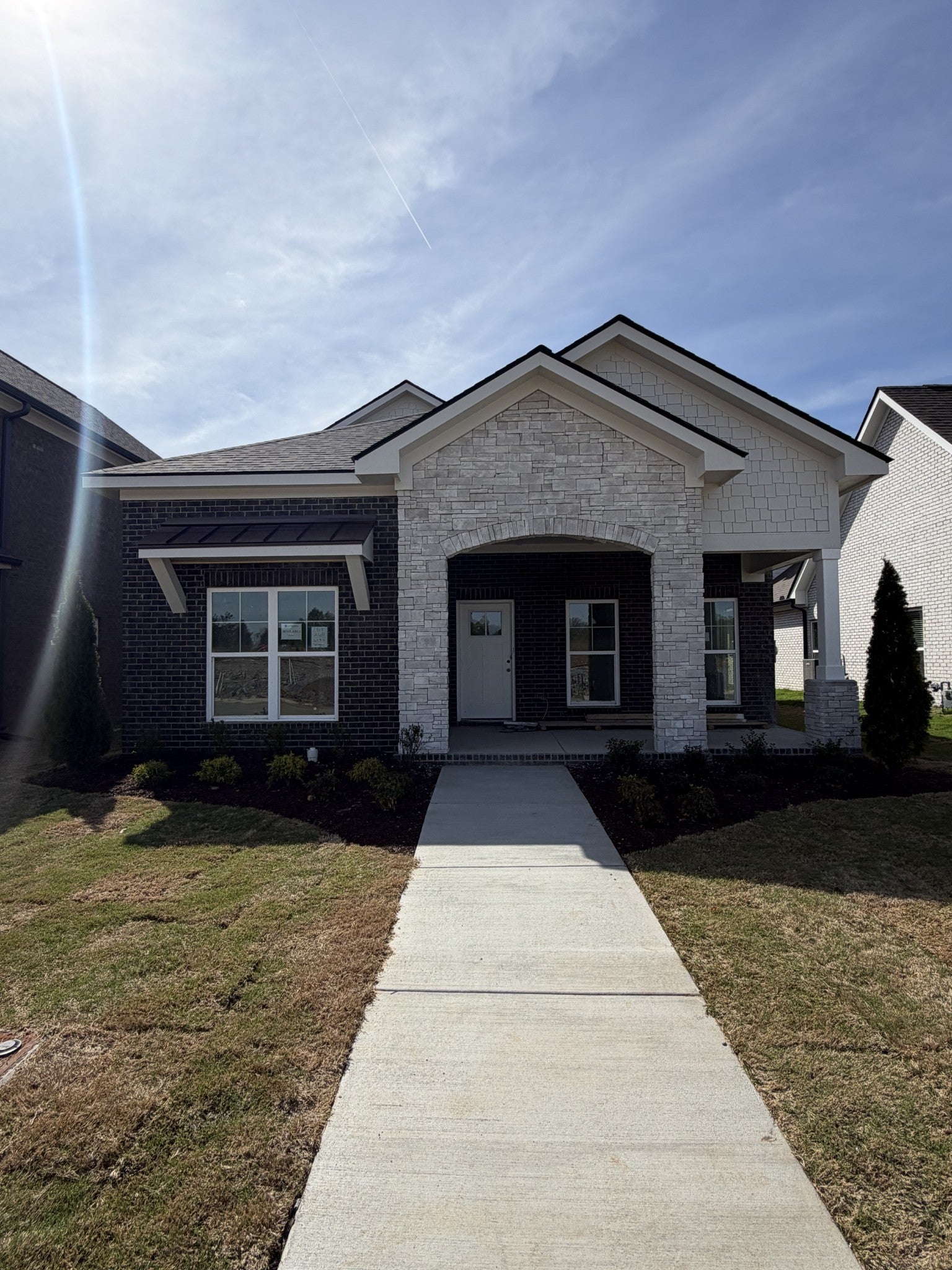 6193 Parkhaven Blvd — photo