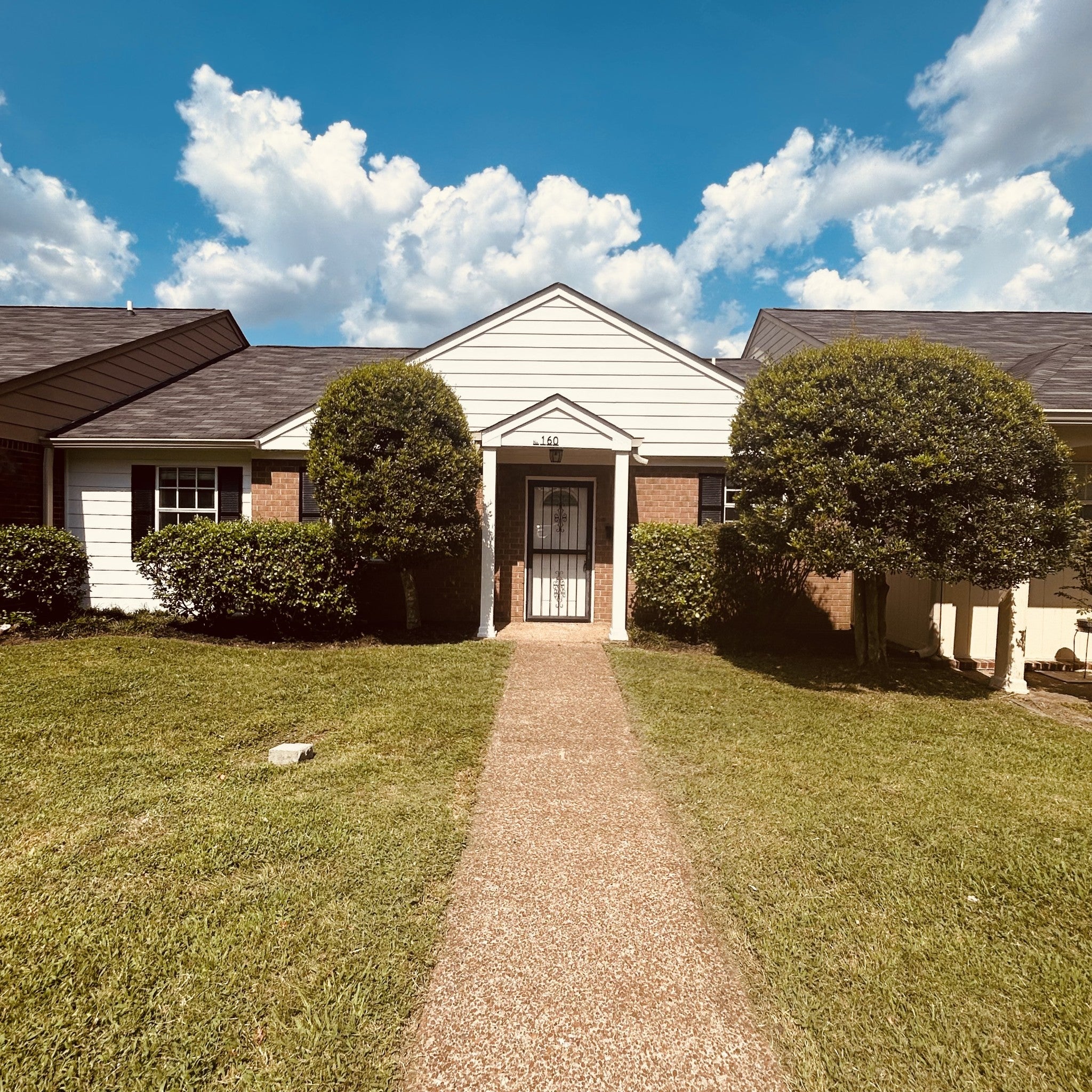 5600 Country Dr 160 — photo