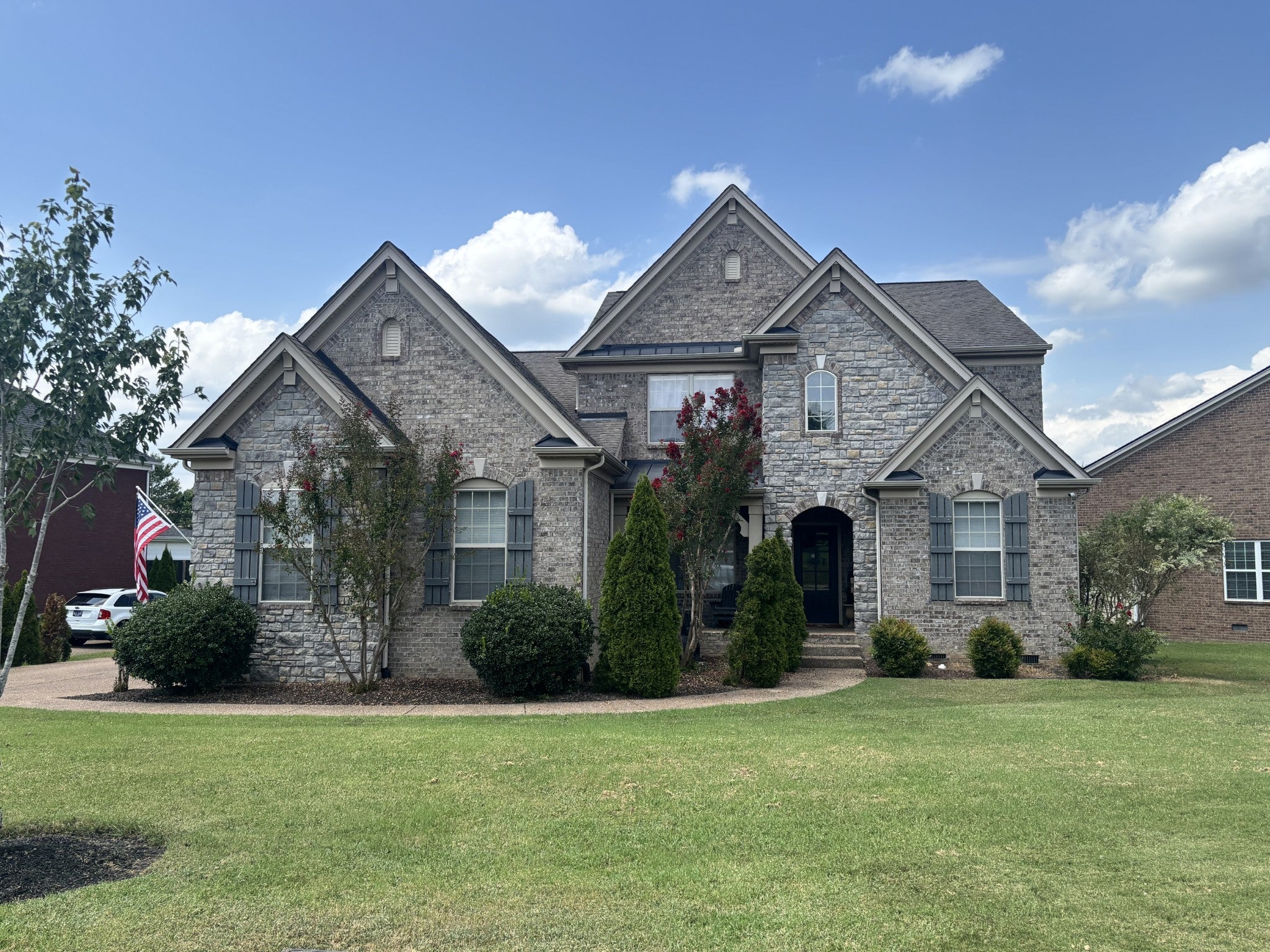 1081 Avery Trace Cir — photo