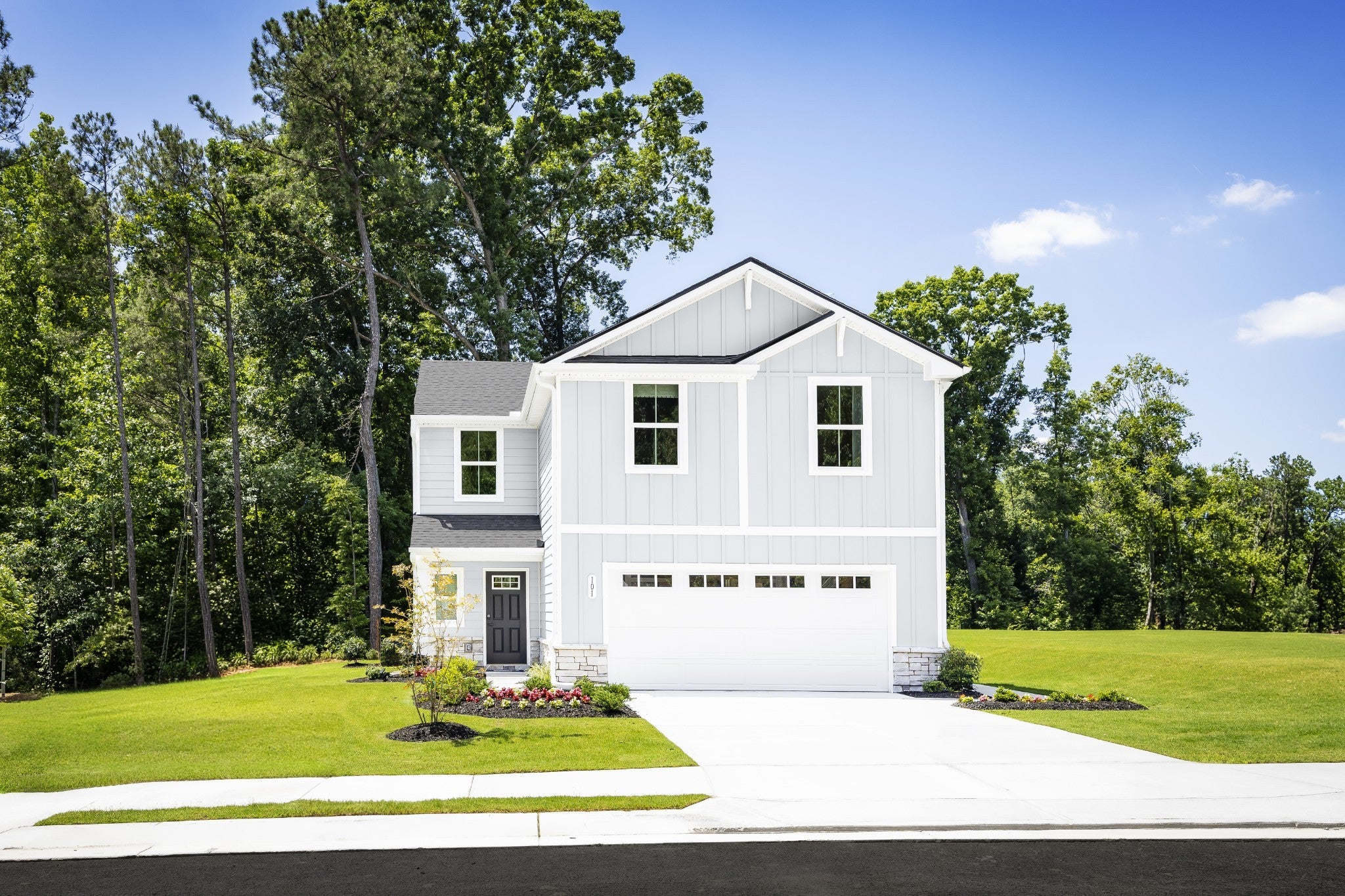1749 Maywood Court — photo