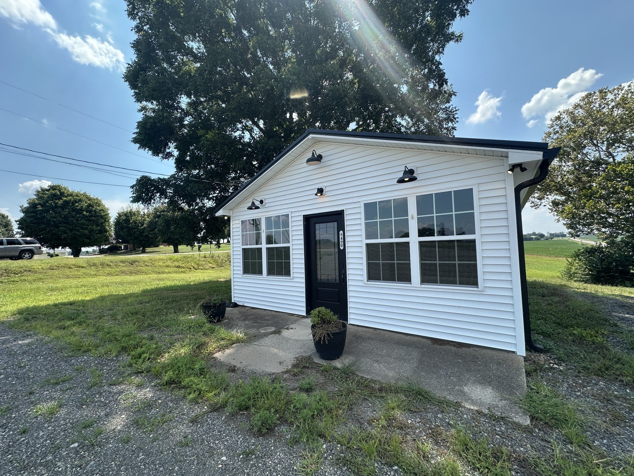 8490 Dunn Rd — photo