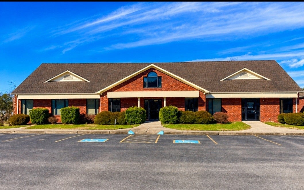 2300C Thornton Taylor Pkwy — photo