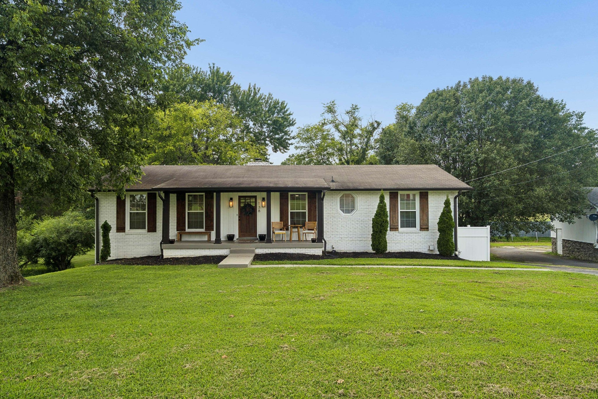 138 East Dr — photo