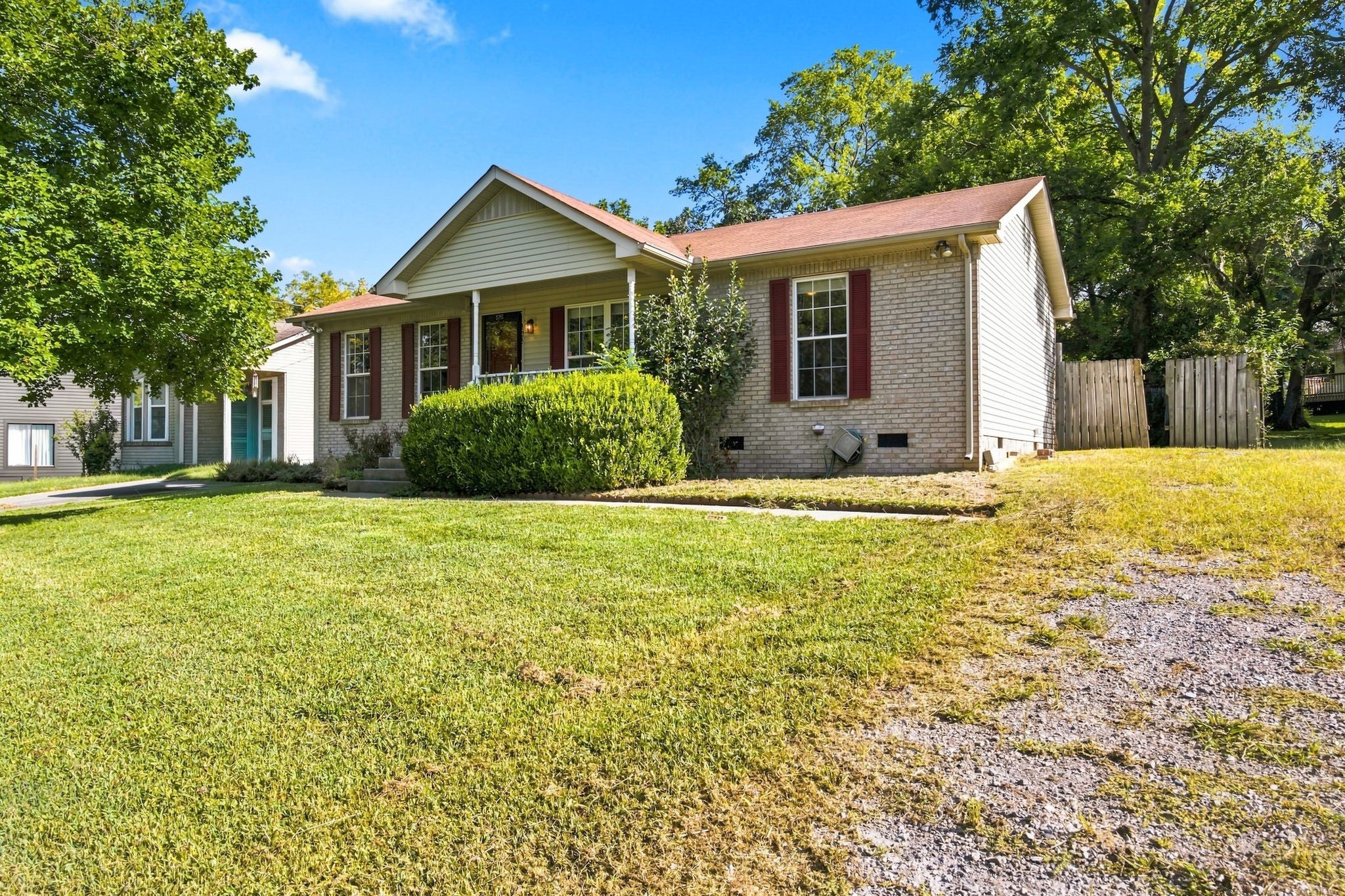 123 Rifle Range Rd — photo