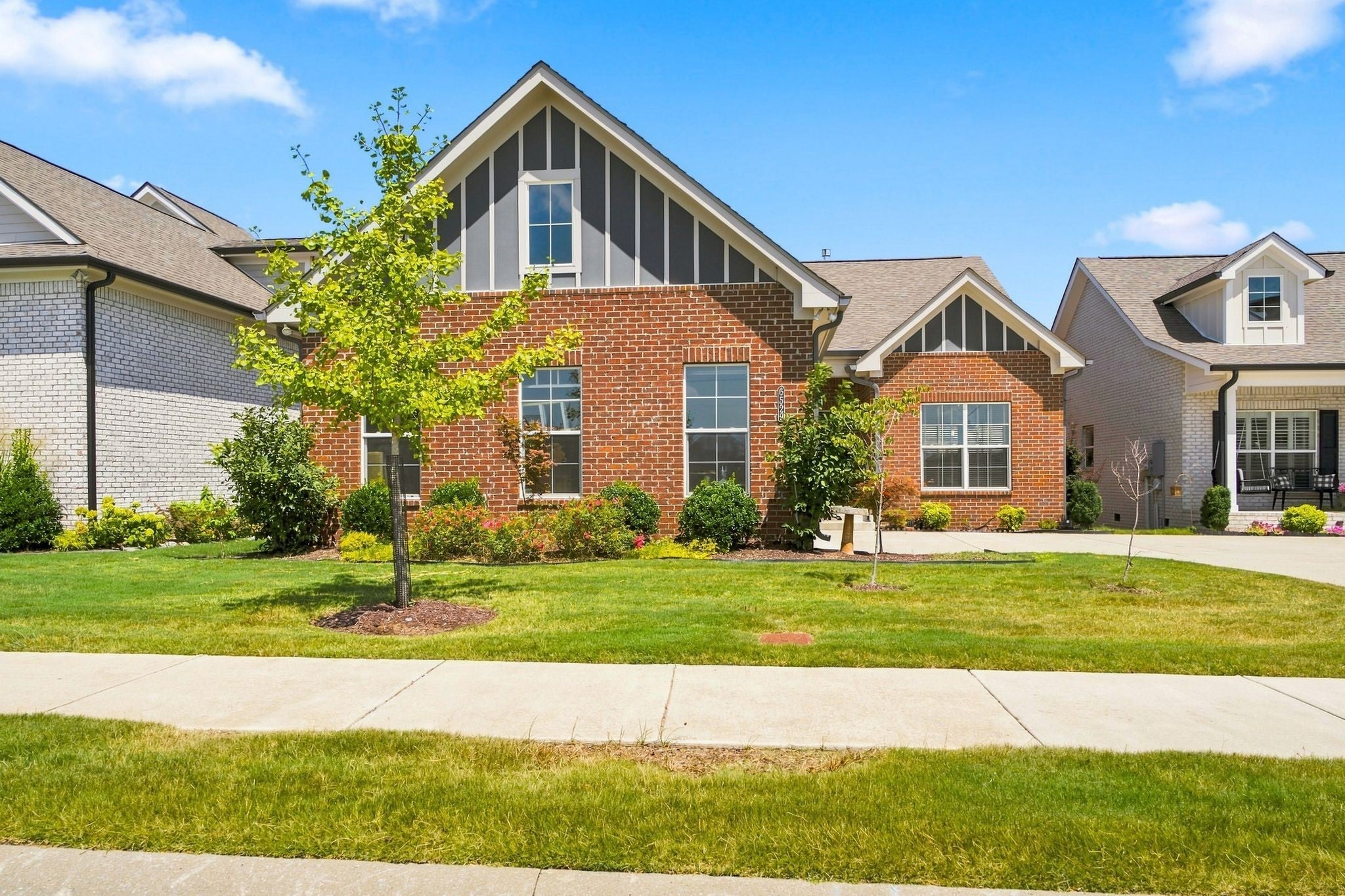 6529 Frye Lane — photo