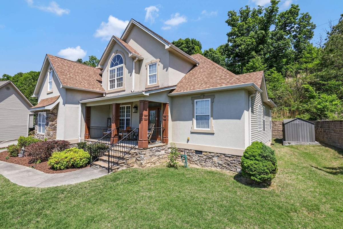 7321 Majestic Hill Dr — photo