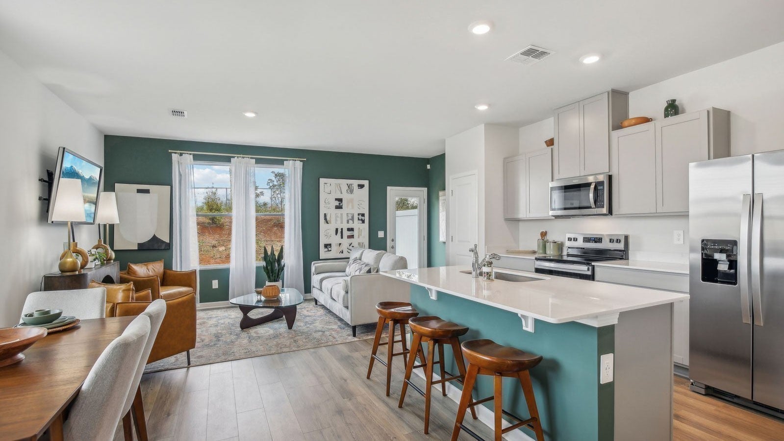 4323 Fir Tree Way — photo