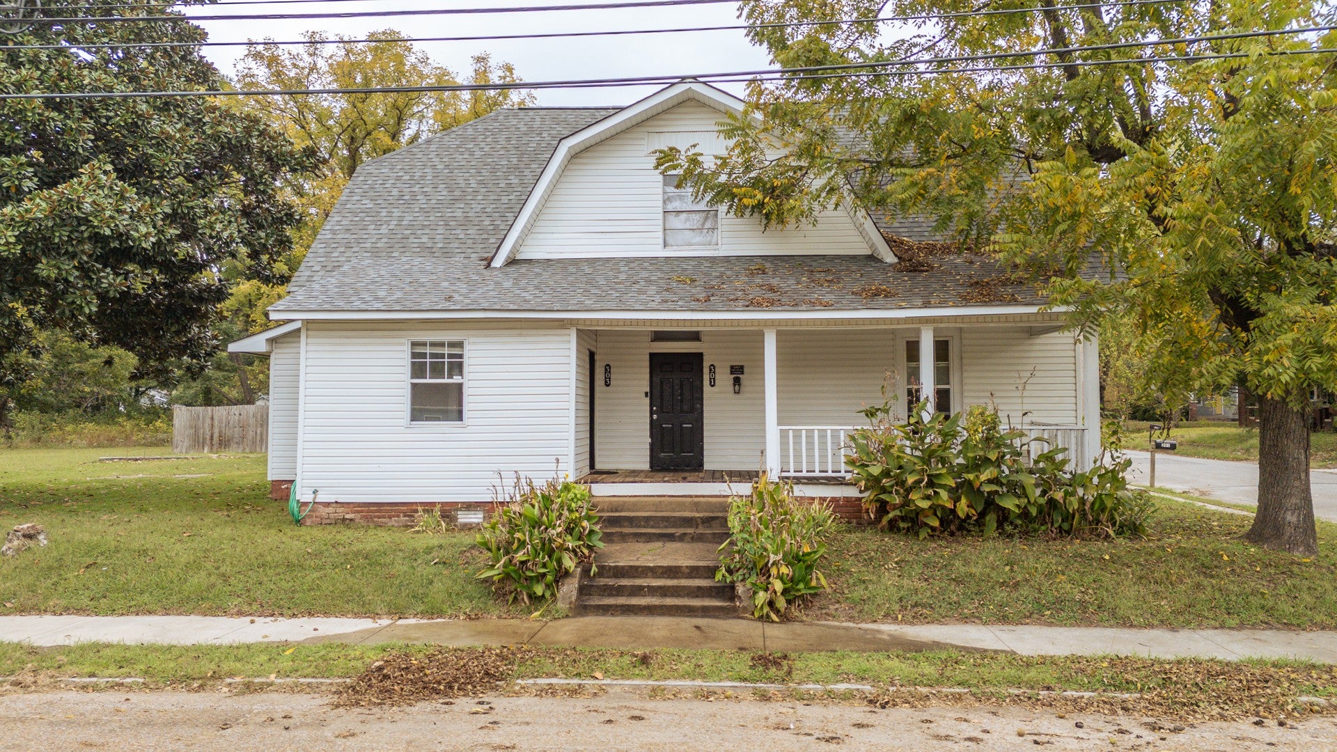 201 Fairgrounds St N — photo