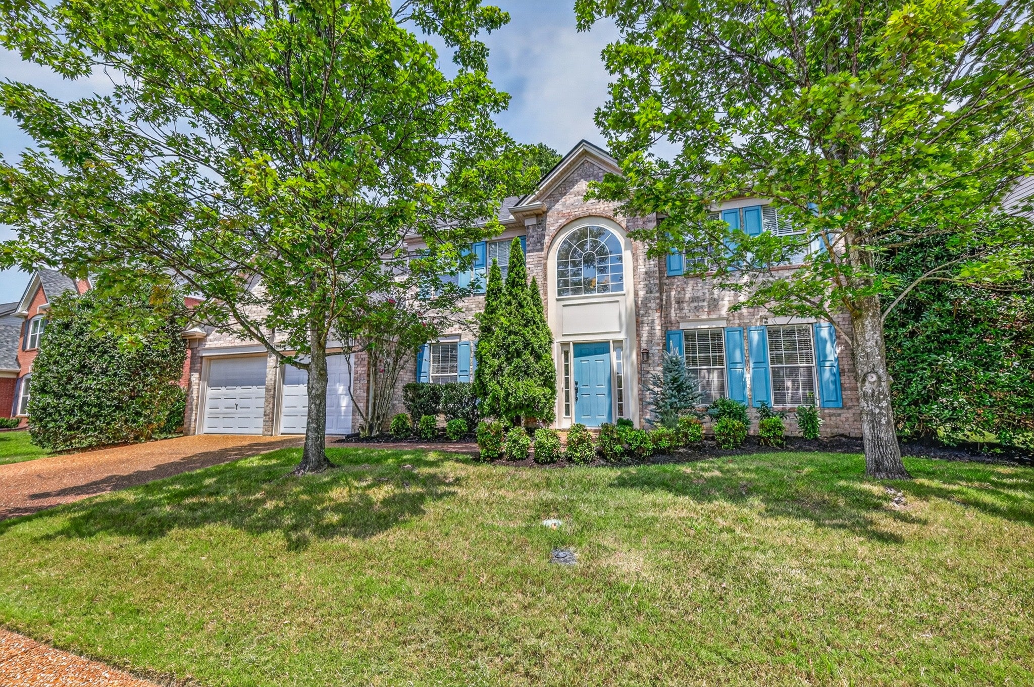 118 Wheaton Hall Lane — photo