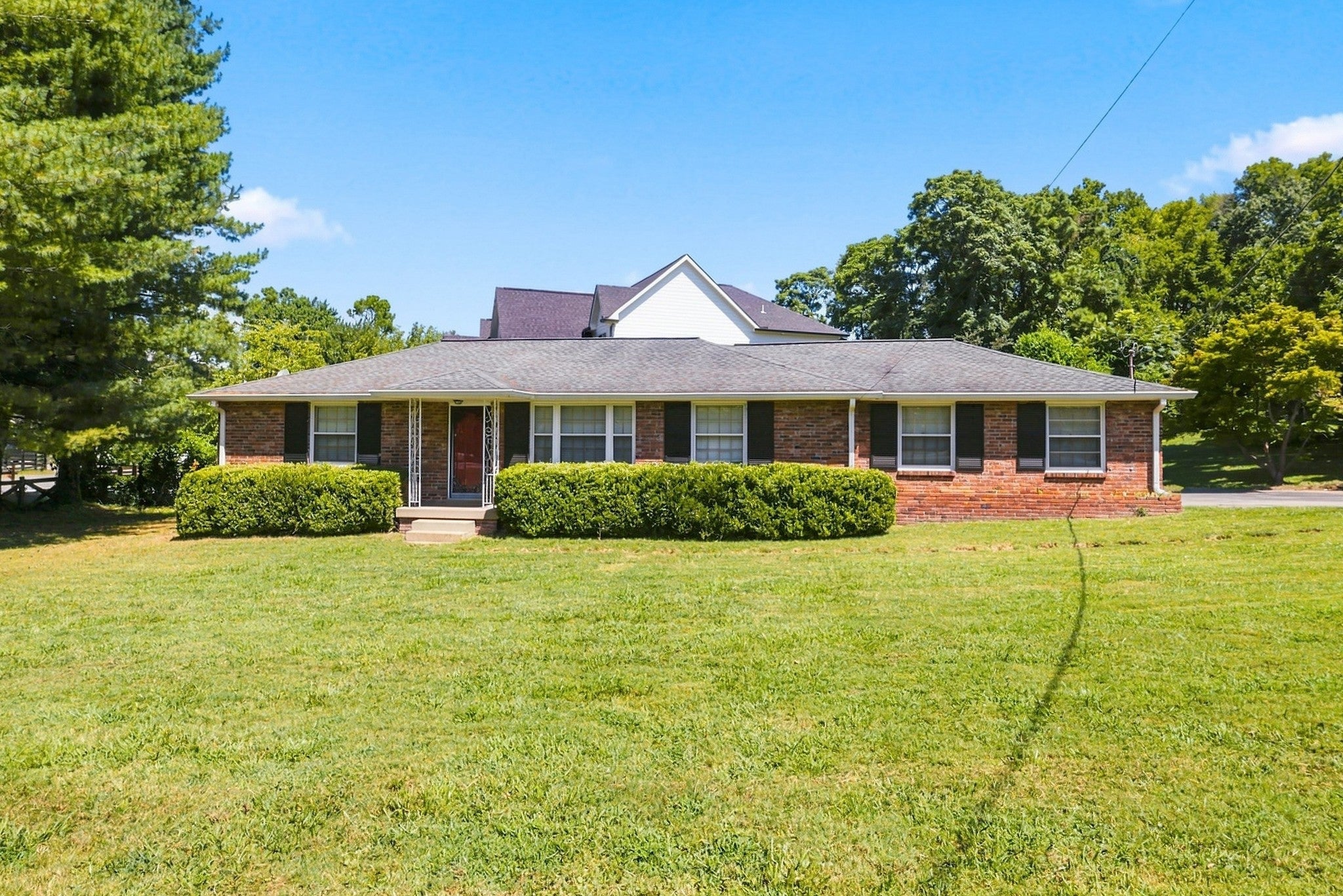 953 Caldwell Lane — photo
