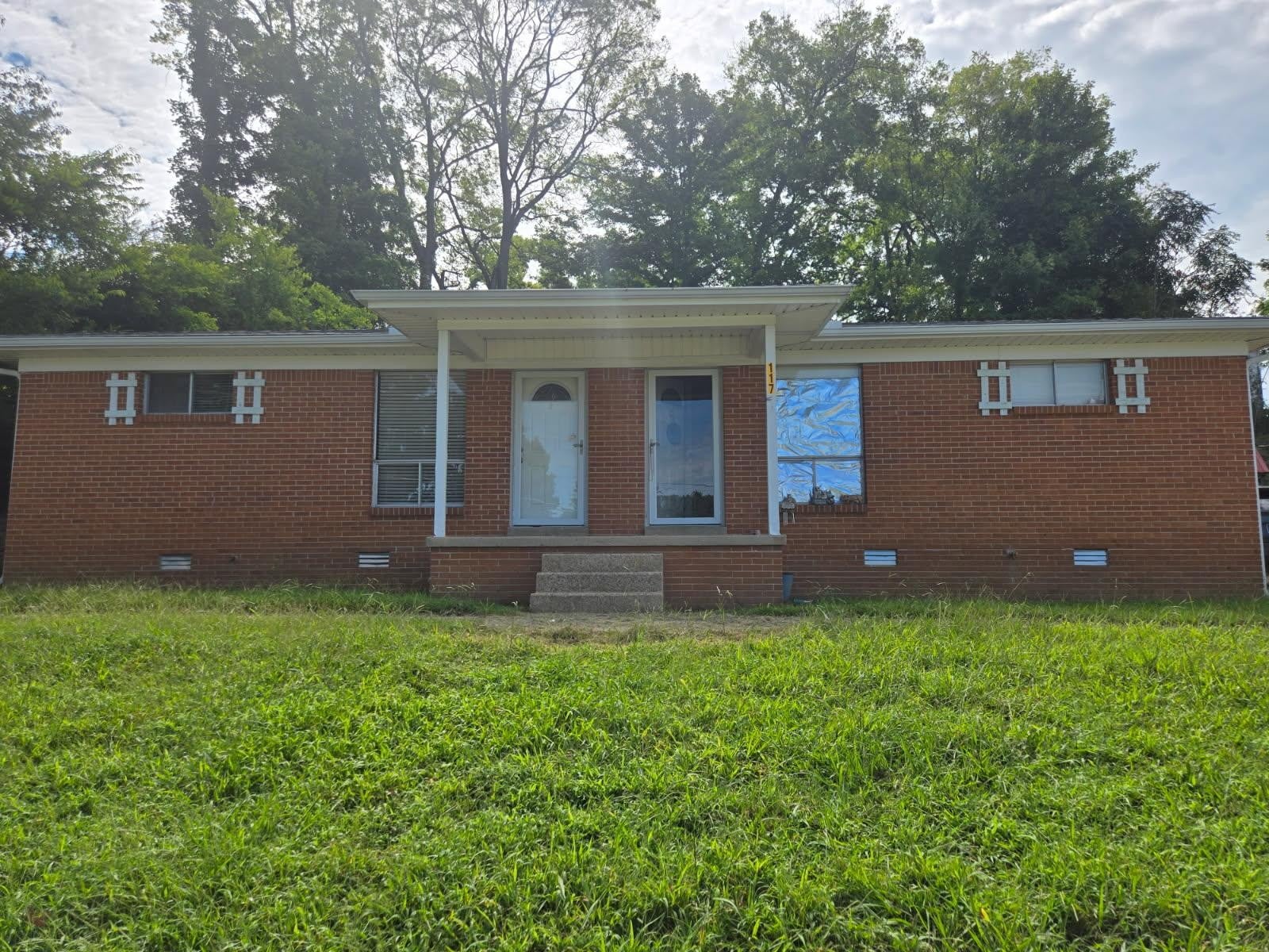 119 Edgehill Dr — photo
