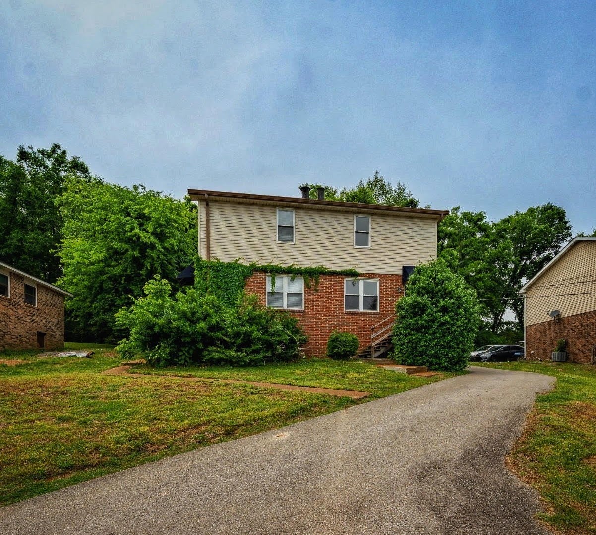 3316 Niagara Dr — photo