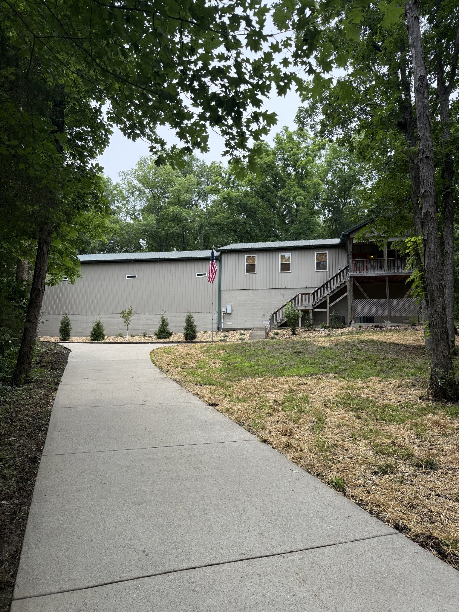 527 Hickory Ridge Rd — photo