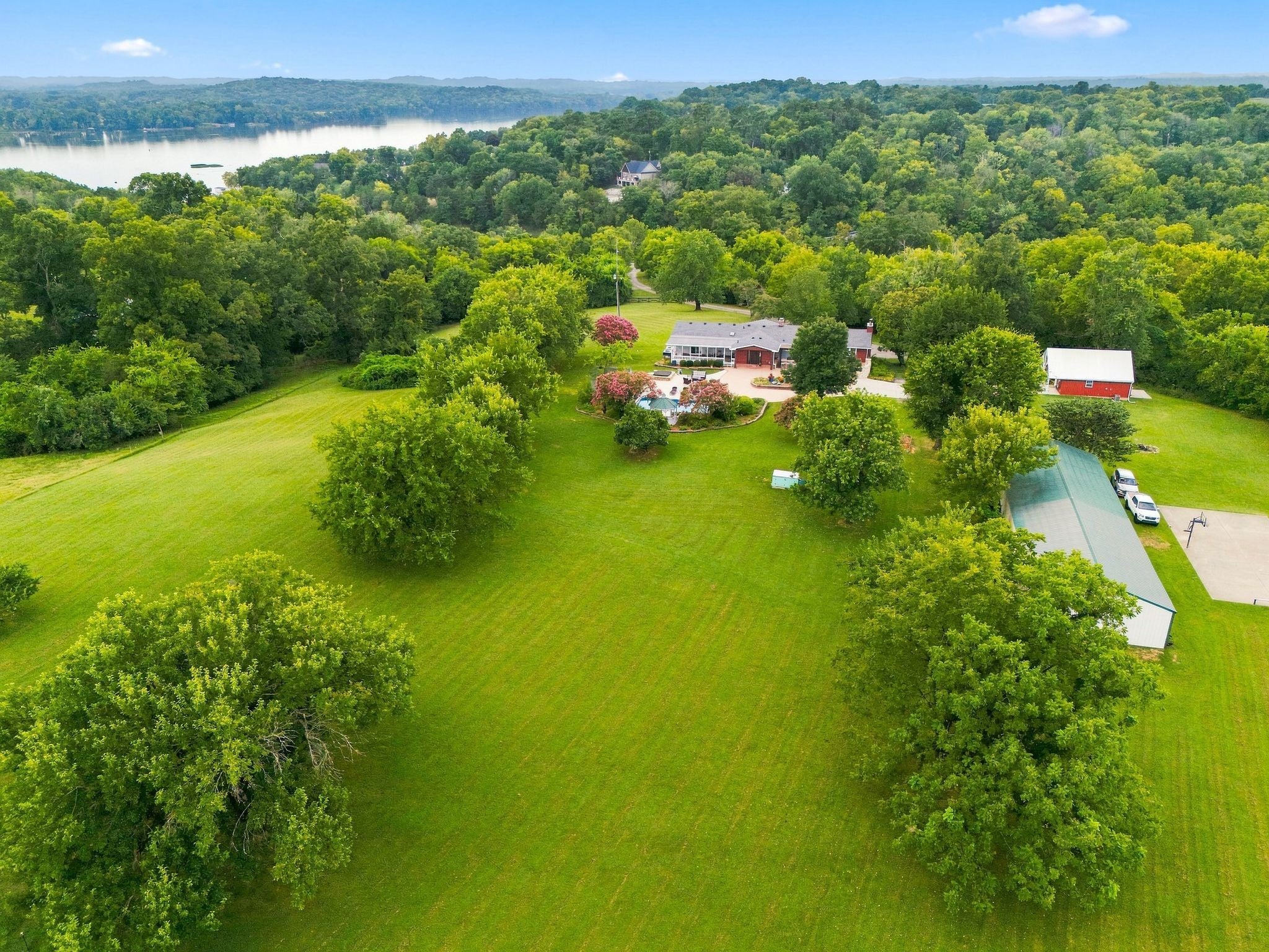 344 Peach Valley Rd — photo