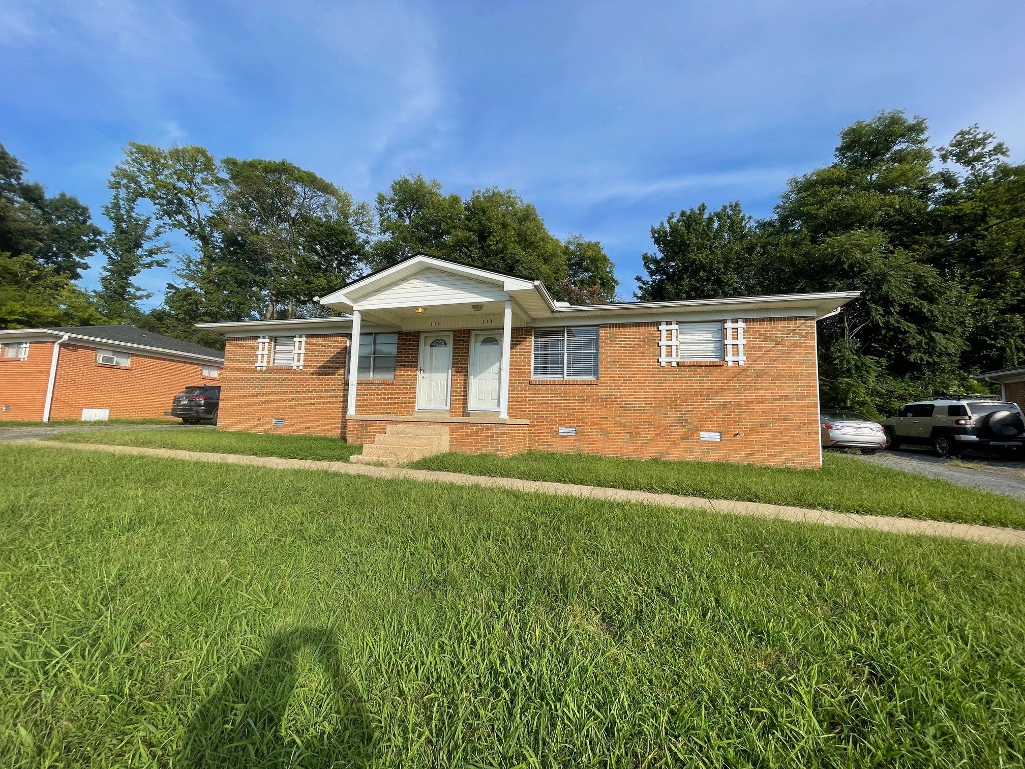 113 Edgehill Dr — photo