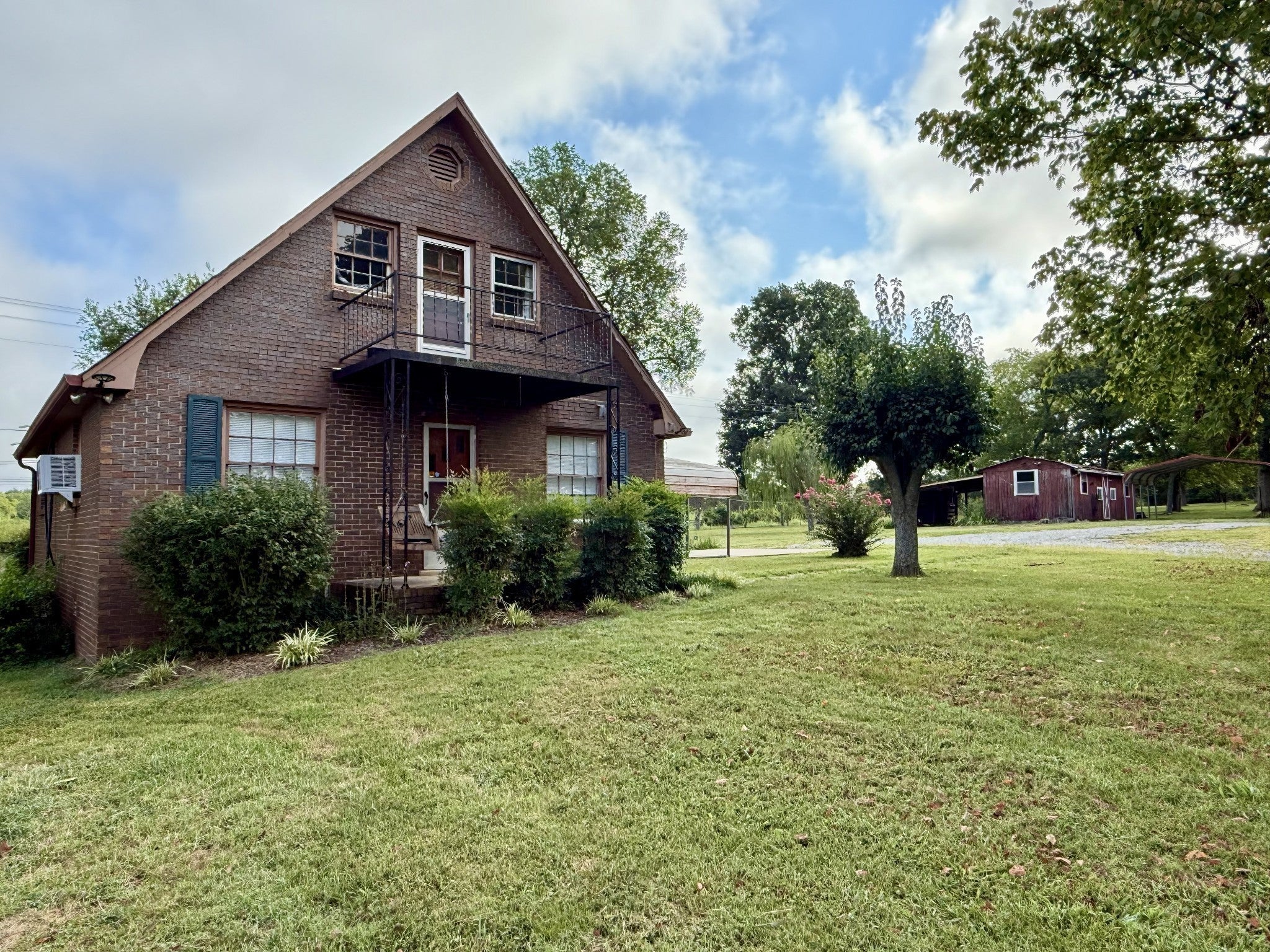 1408 Holly Grove Road — photo