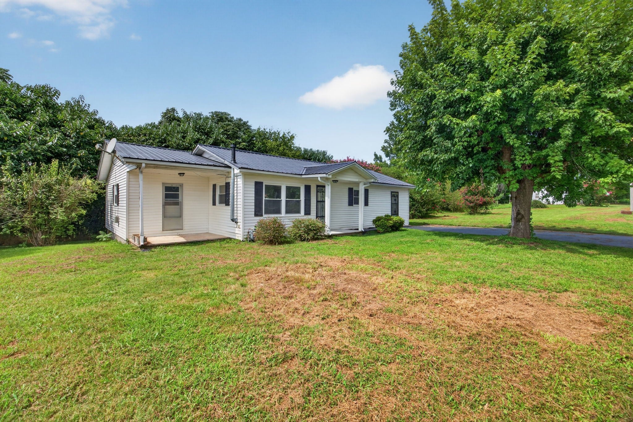 740 Pleasant Hill Rd — photo