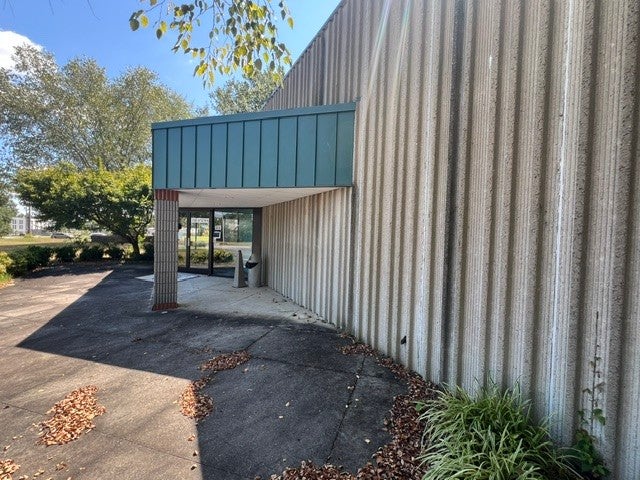 505 Lake Way Pl — photo