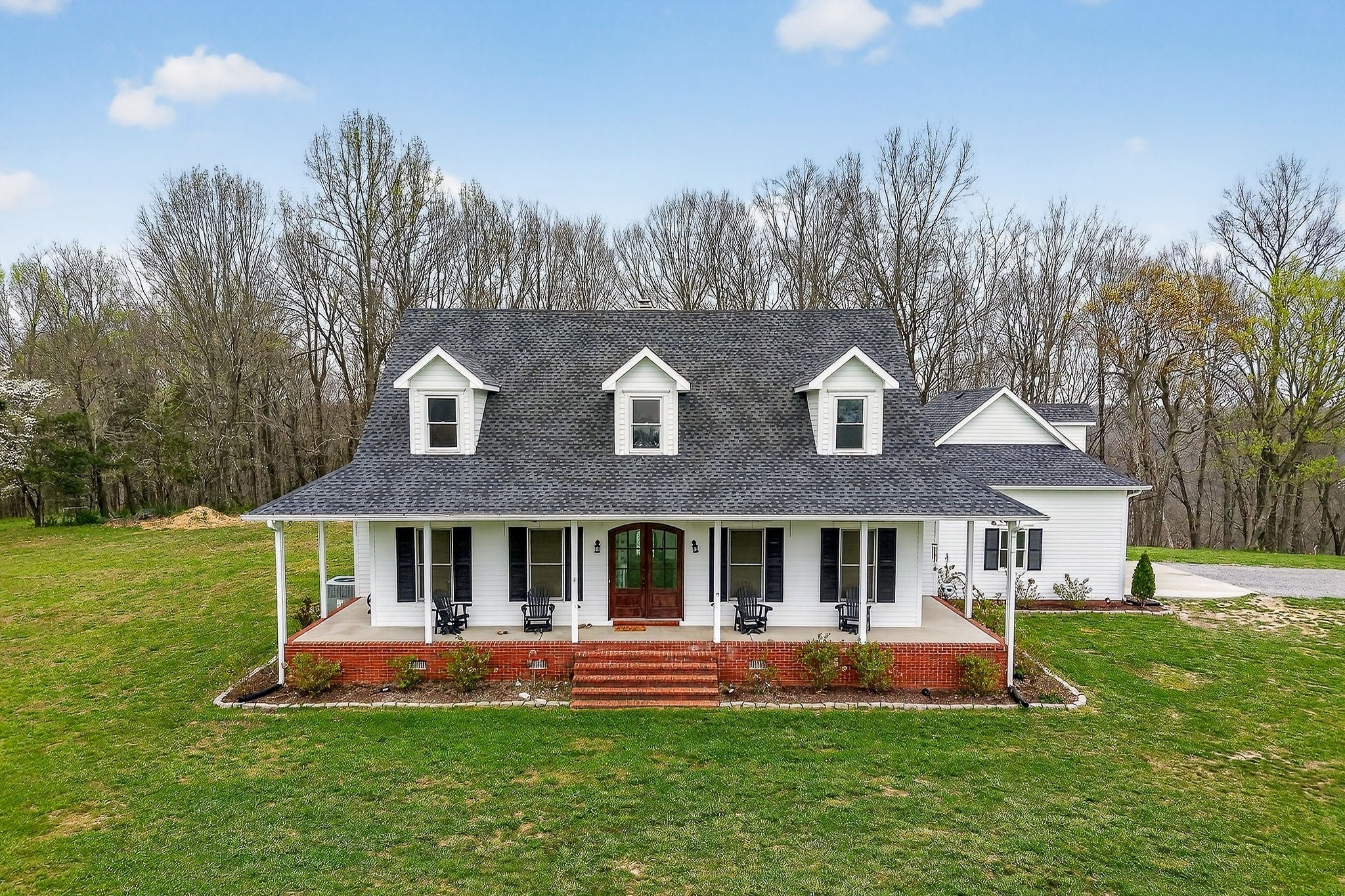 765 Martin Rd — photo