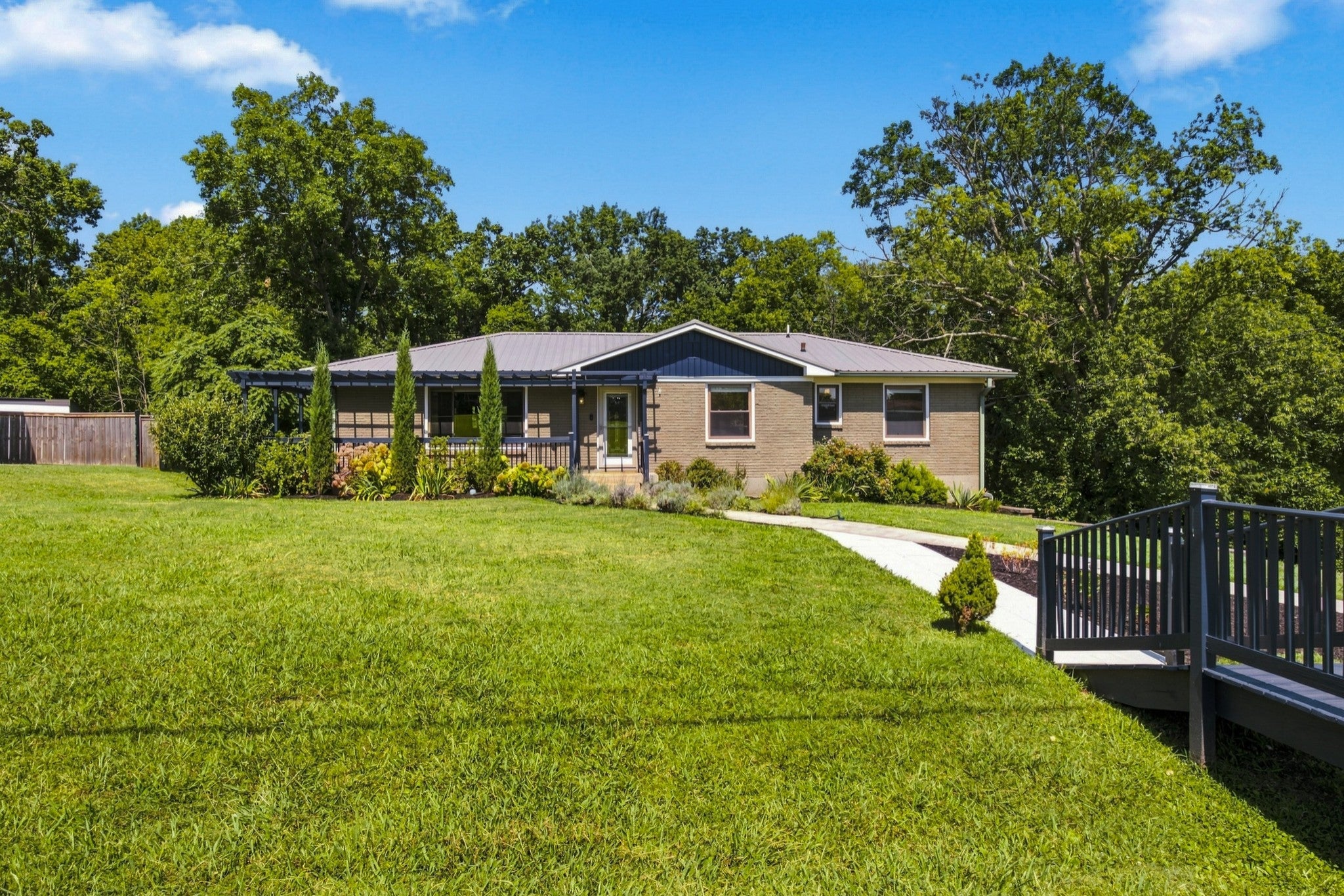 2831 Gaywinds Ct — photo