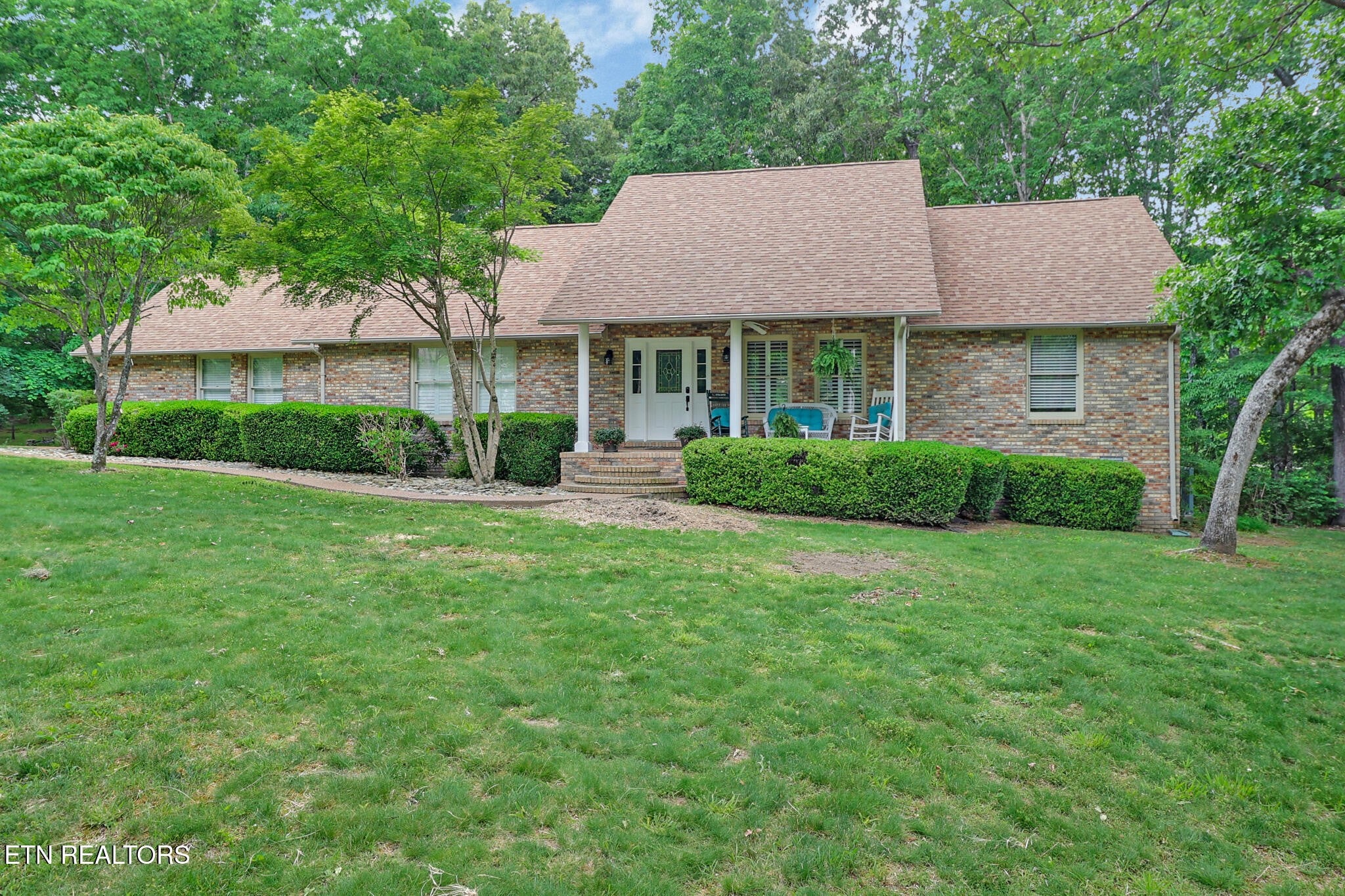 30 Laurel Circle — photo
