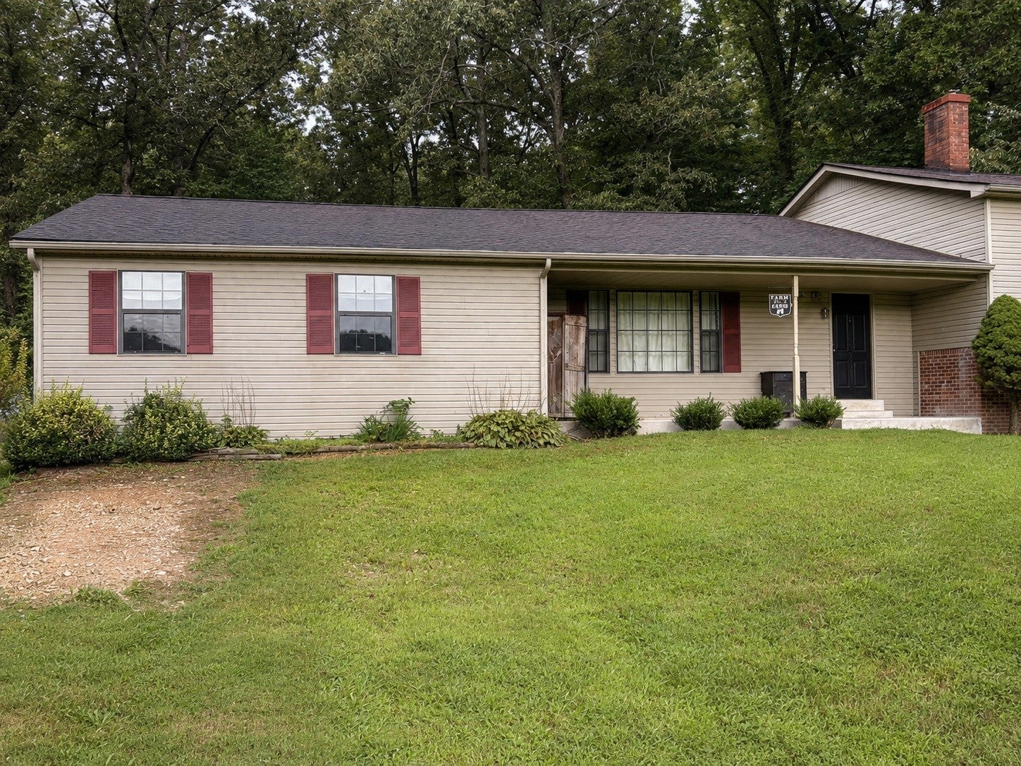 1671 Upper Standing Rock Rd — photo