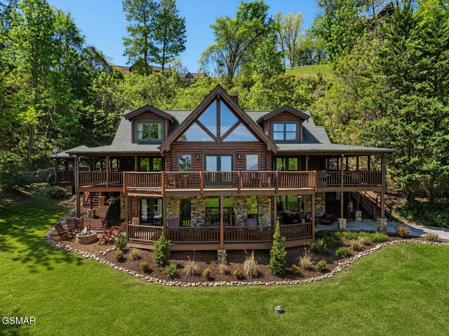 2414 Walnut Cove Way — photo