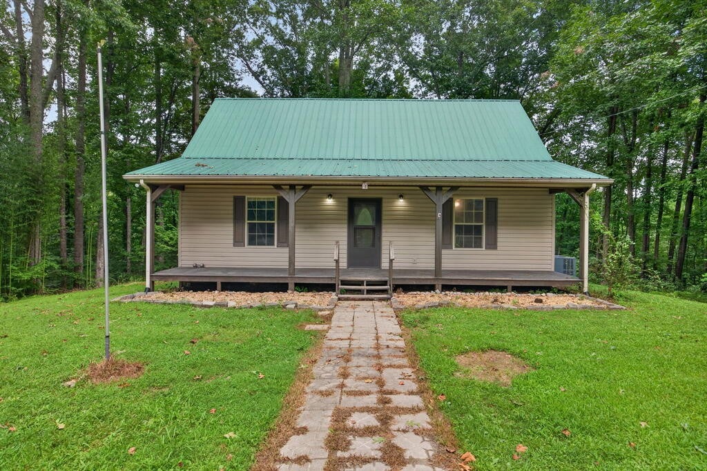 147 Ray Ln — photo
