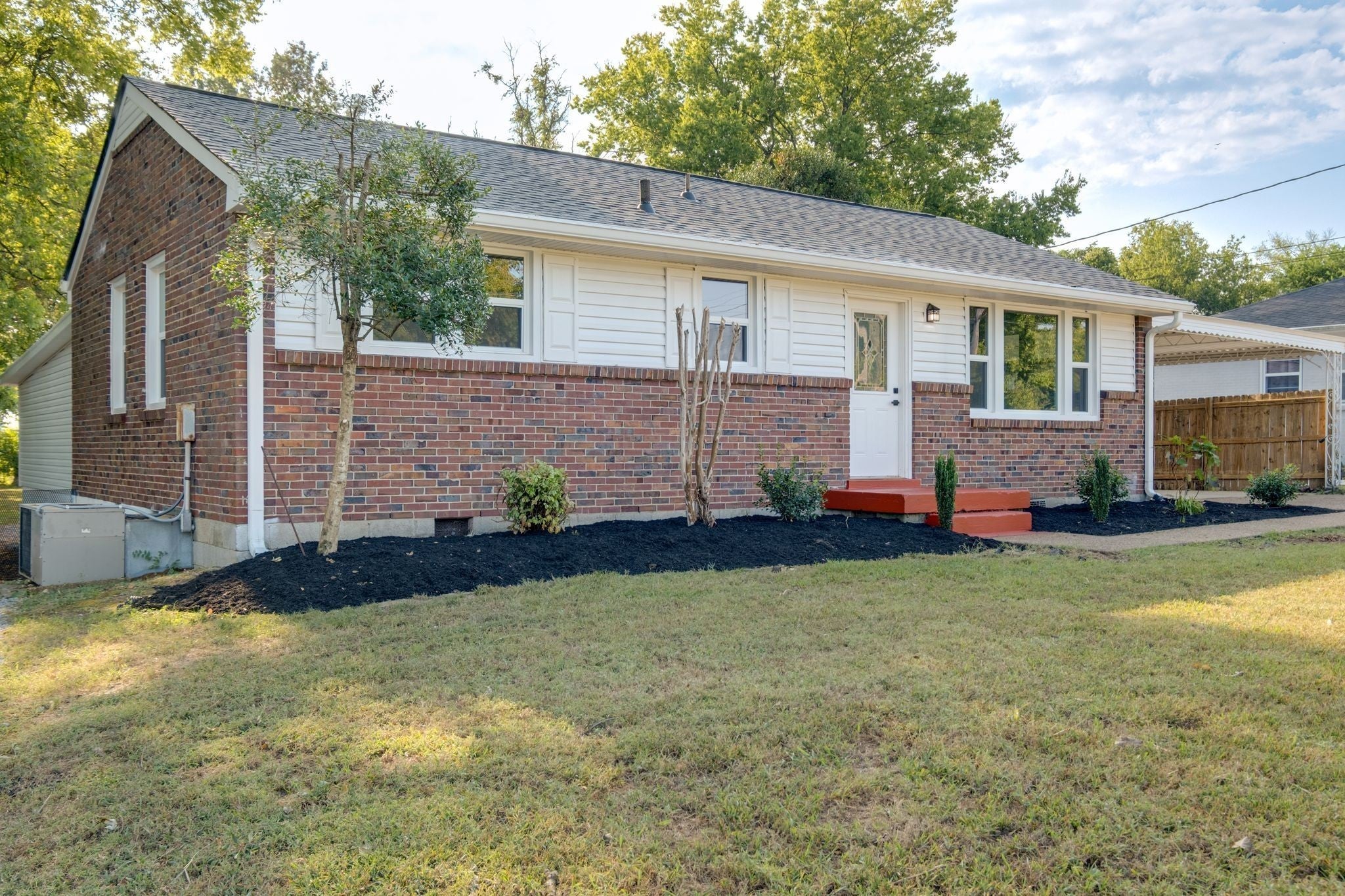 511 Wanda Dr — photo