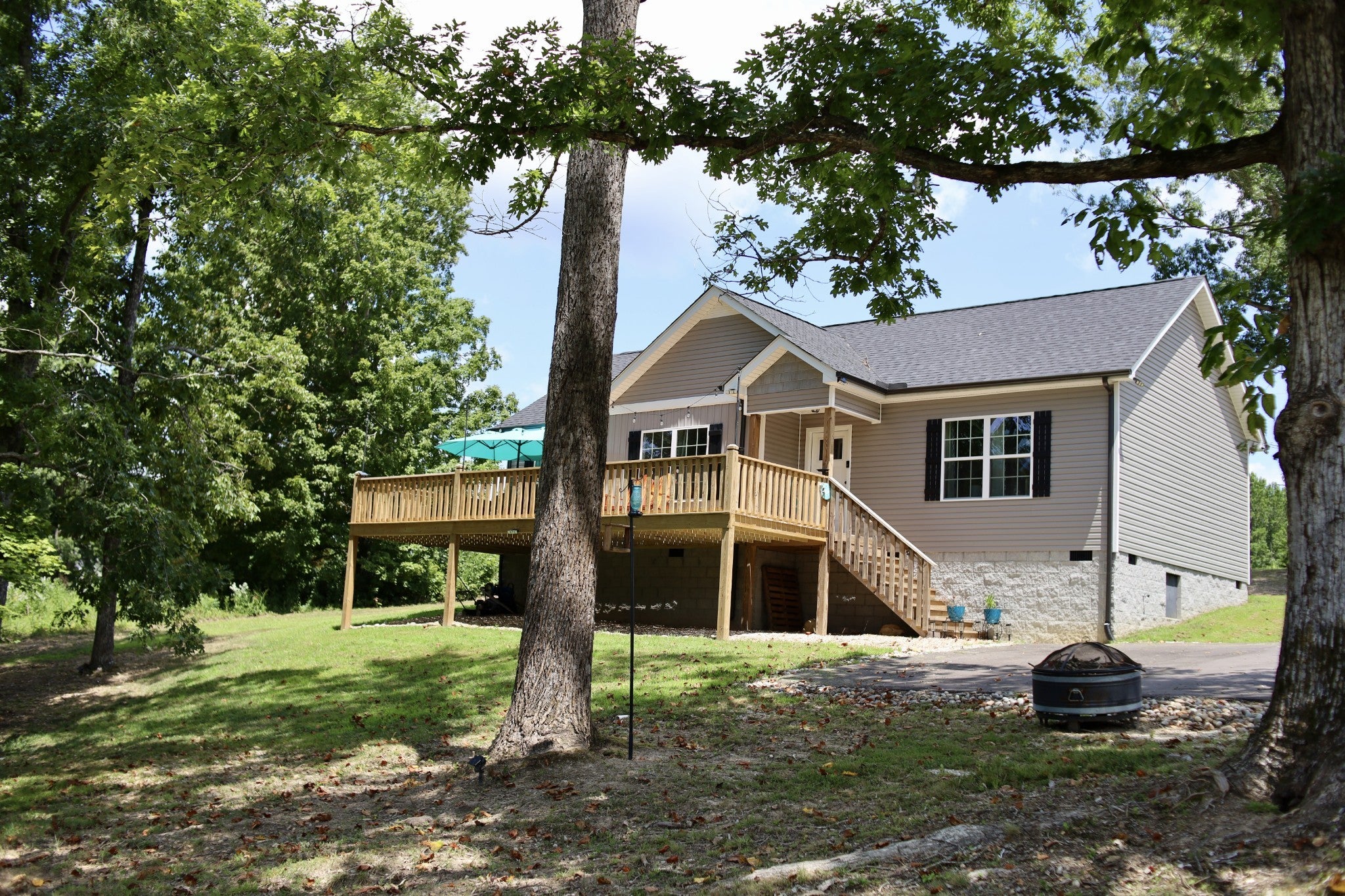 746 Nels Adams Rd — photo