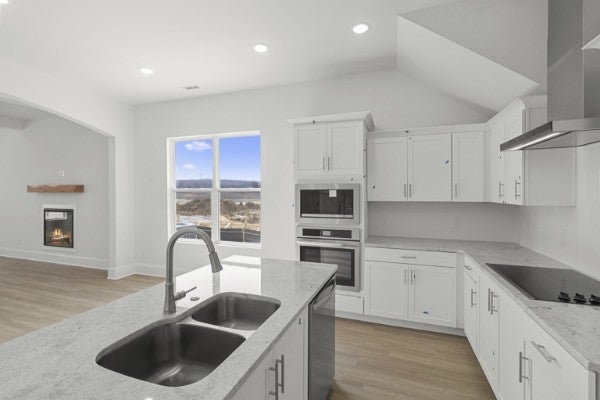 166 Oasis Dr — photo
