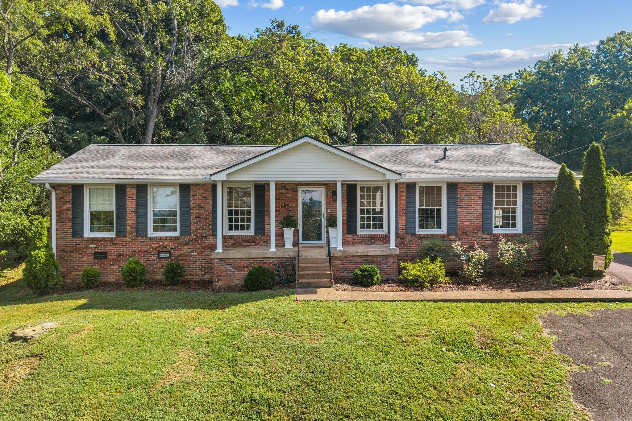 304 Cross Timbers Dr — photo