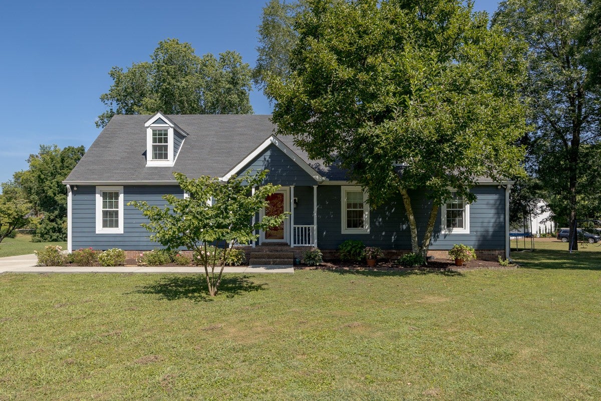 1407 Glade Ct — photo